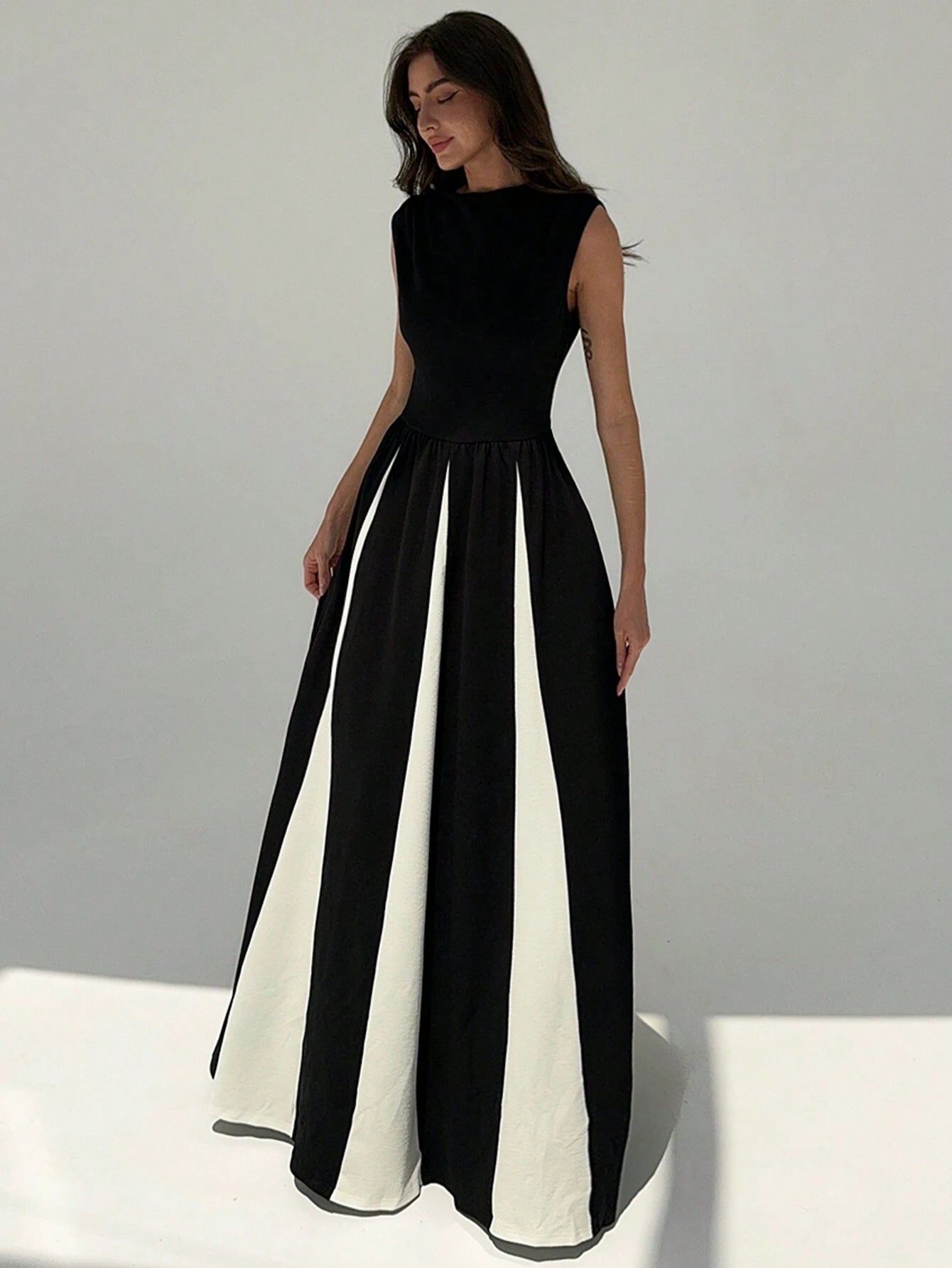  | SHEIN Aloruh Elegant Crew Neck Sleeveless Fitted Contrast Color A-Line Cocktail Party Mini Dress | Dress | Shein | OneHub