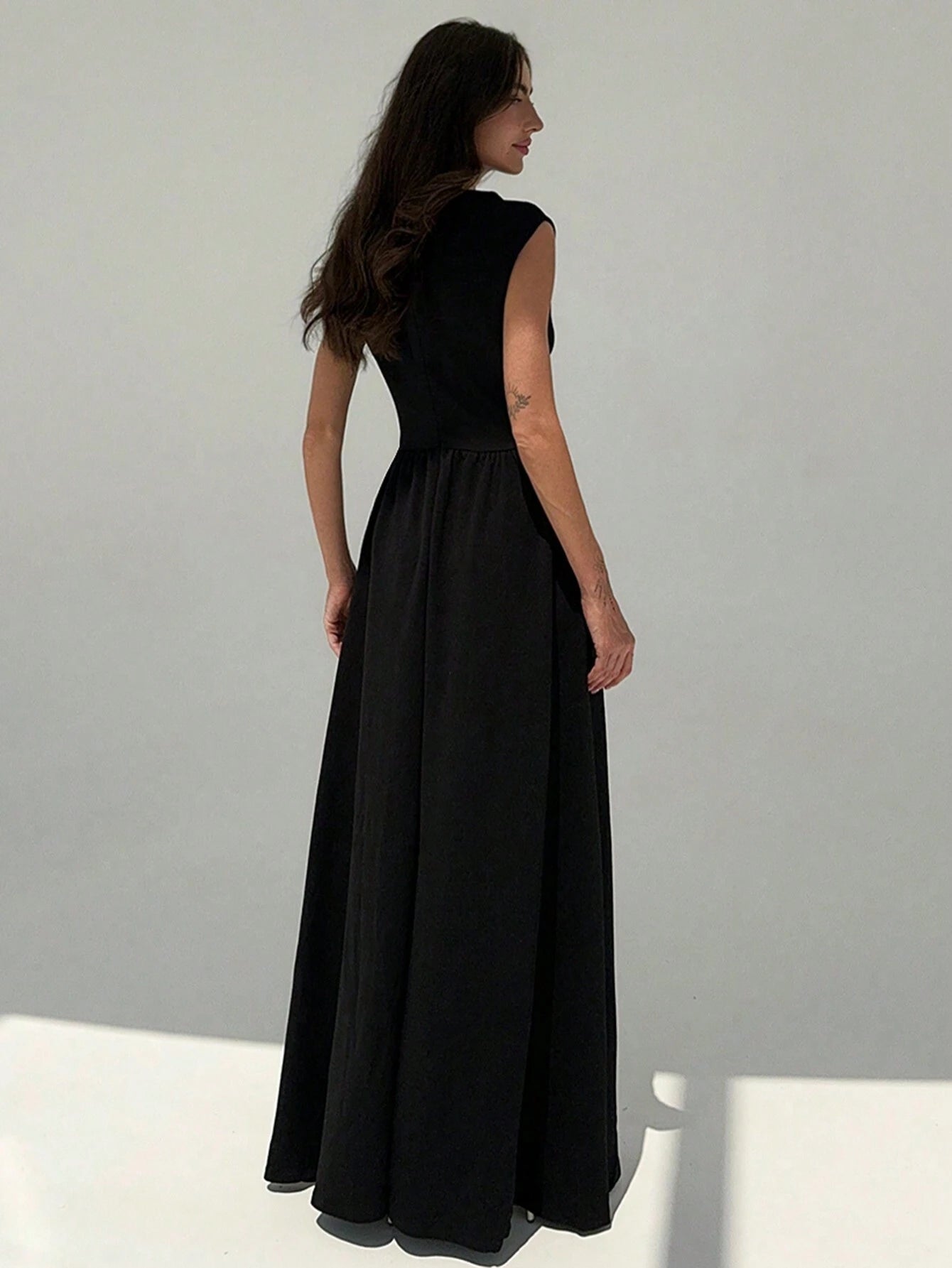  | SHEIN Aloruh Elegant Crew Neck Sleeveless Fitted Contrast Color A-Line Cocktail Party Mini Dress | Dress | Shein | OneHub