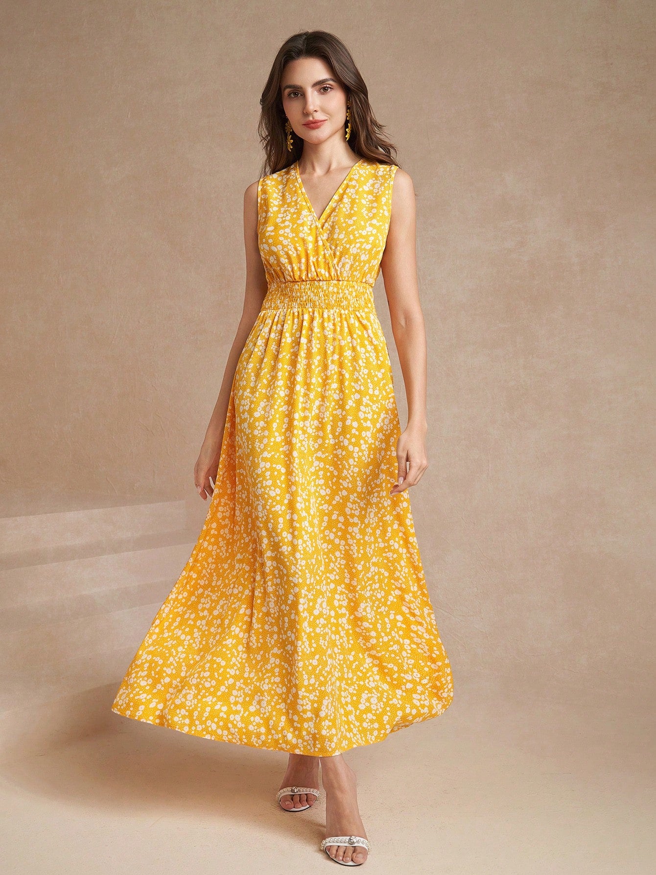 SHEIN Amorya Women's Sleeveless Floral Print Shirred Waist Dress,Paste | Dress SHEIN Amorya Women's Sleeveless Floral Print Shirred Waist Dress,Paste | Dress