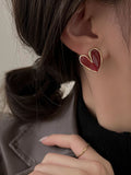 SHEIN Andkiss Heart Shaped Stud Earrings