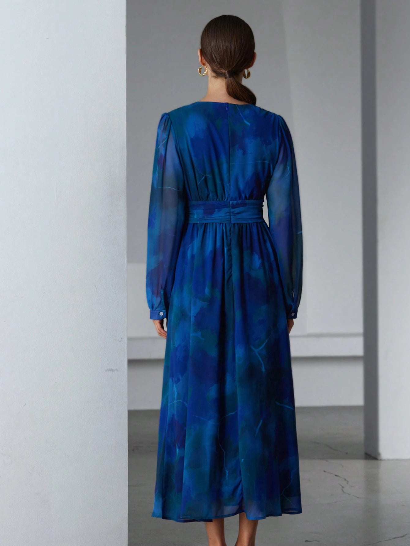  | SHEIN Aveloria Modichic Elegant Chiffon Ombre Floral Print V-Neck Overlap Waist Slim Design Long Dress, Suitable For Valentine's Day And Spring | Dress | Shein | OneHub