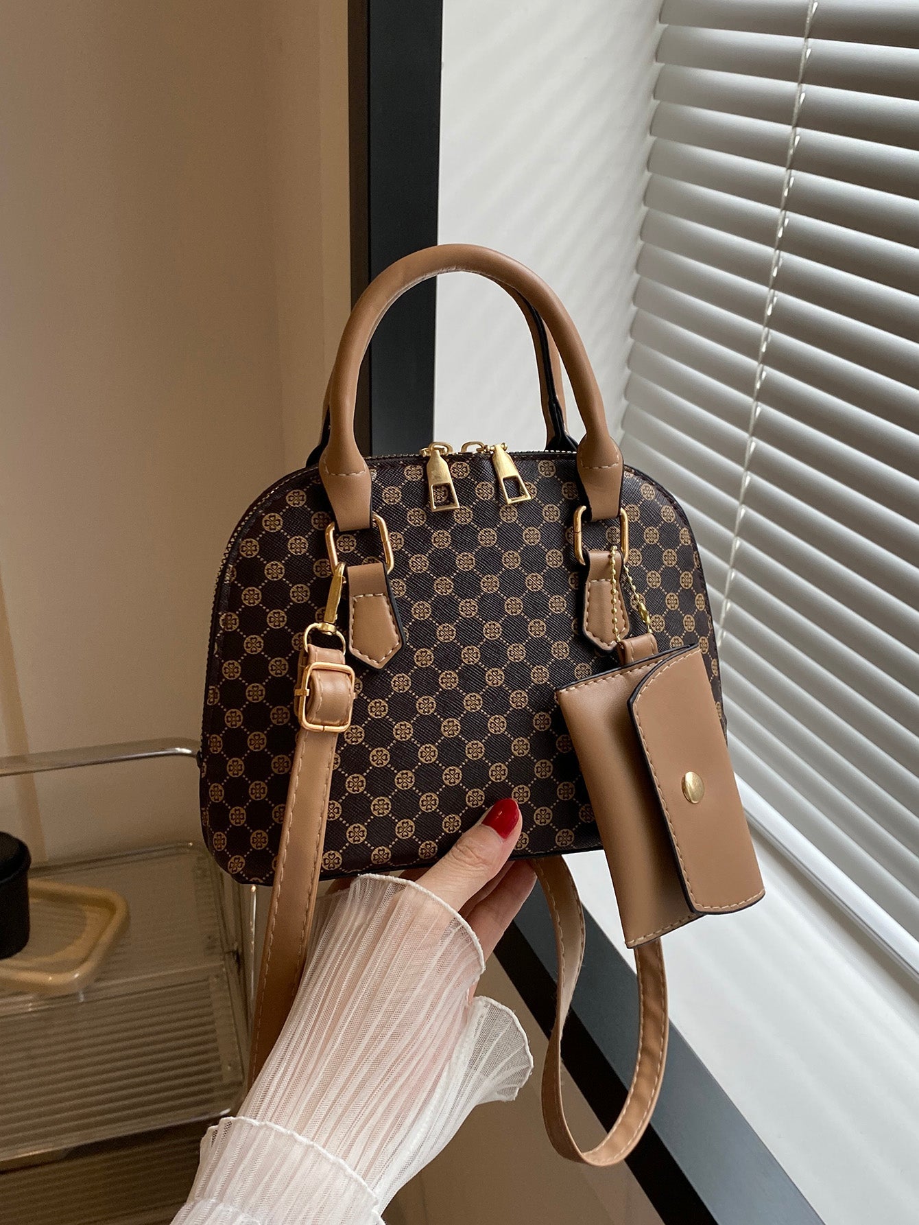  | SHEIN Bow Decor 2pcs/Set Fashionable Solid Color Geometric Pattern Handbag | Bags | Shein | OneHub
