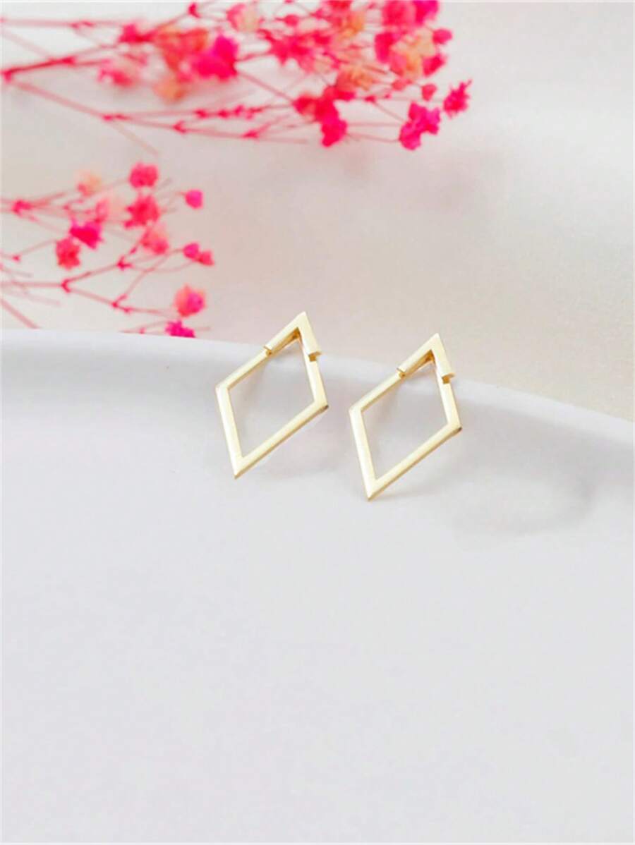  | SHEIN CHOSHILAR 1pair Metallic Geometric Diamond Shaped Arrow Dangle Earrings, Two Way Wearing Design For Women | Earrings | Shein | OneHub