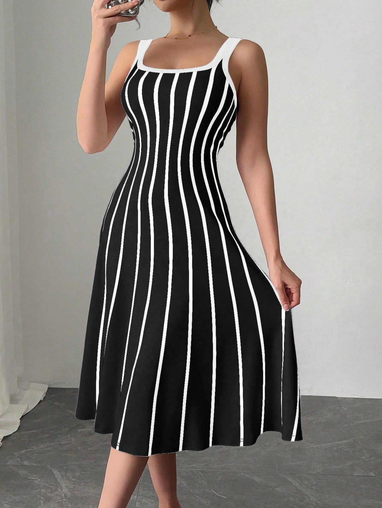 SHEIN Chiquease Women's Simple Fashion Striped Print Dress, Suitable For Summer