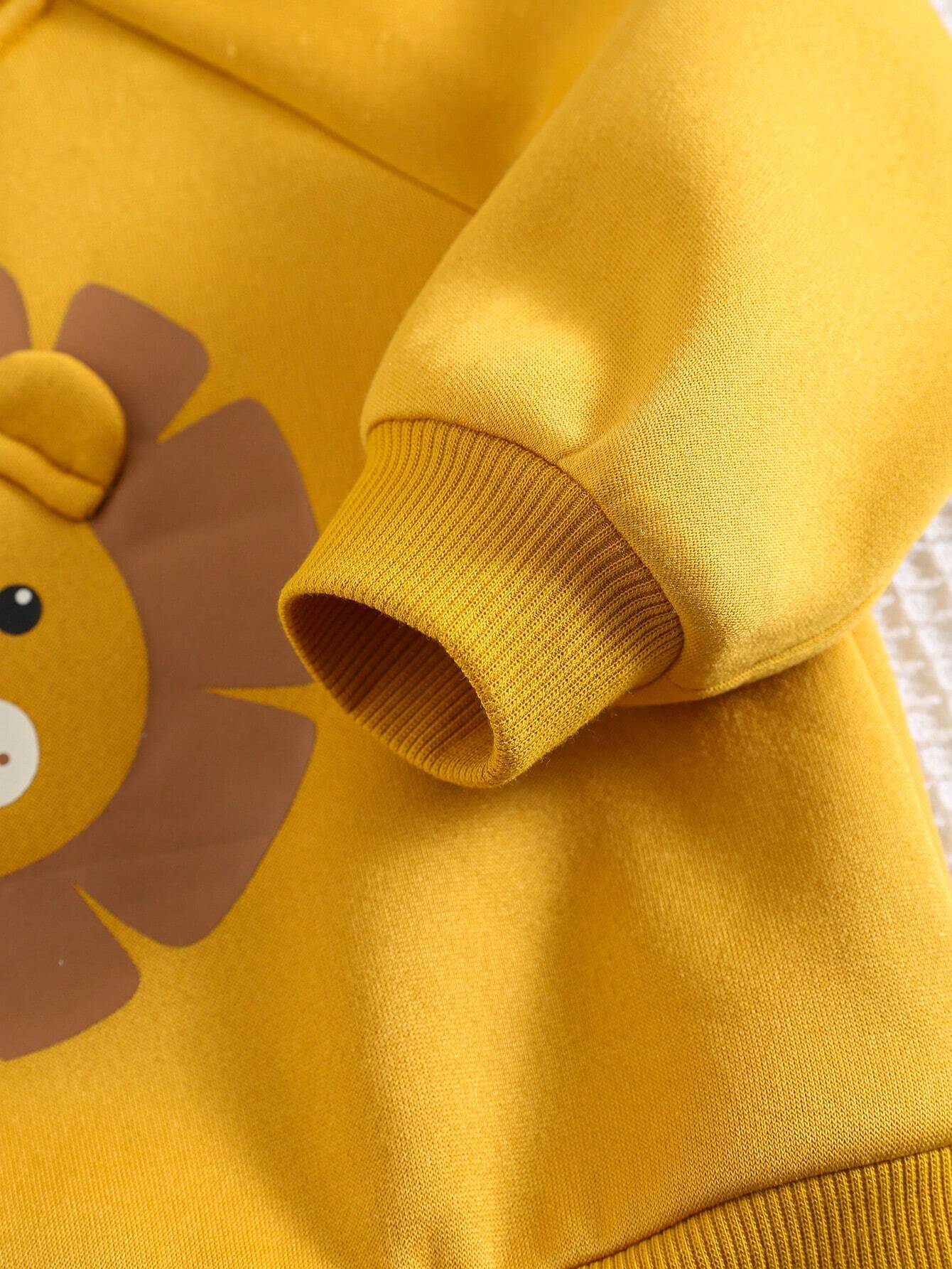 SHEIN Cozy Pixies Baby Boy Cartoon Lion Pattern Raglan 3D Ear Crew Neck Pullover Sweatshirt,In Fall/Winter