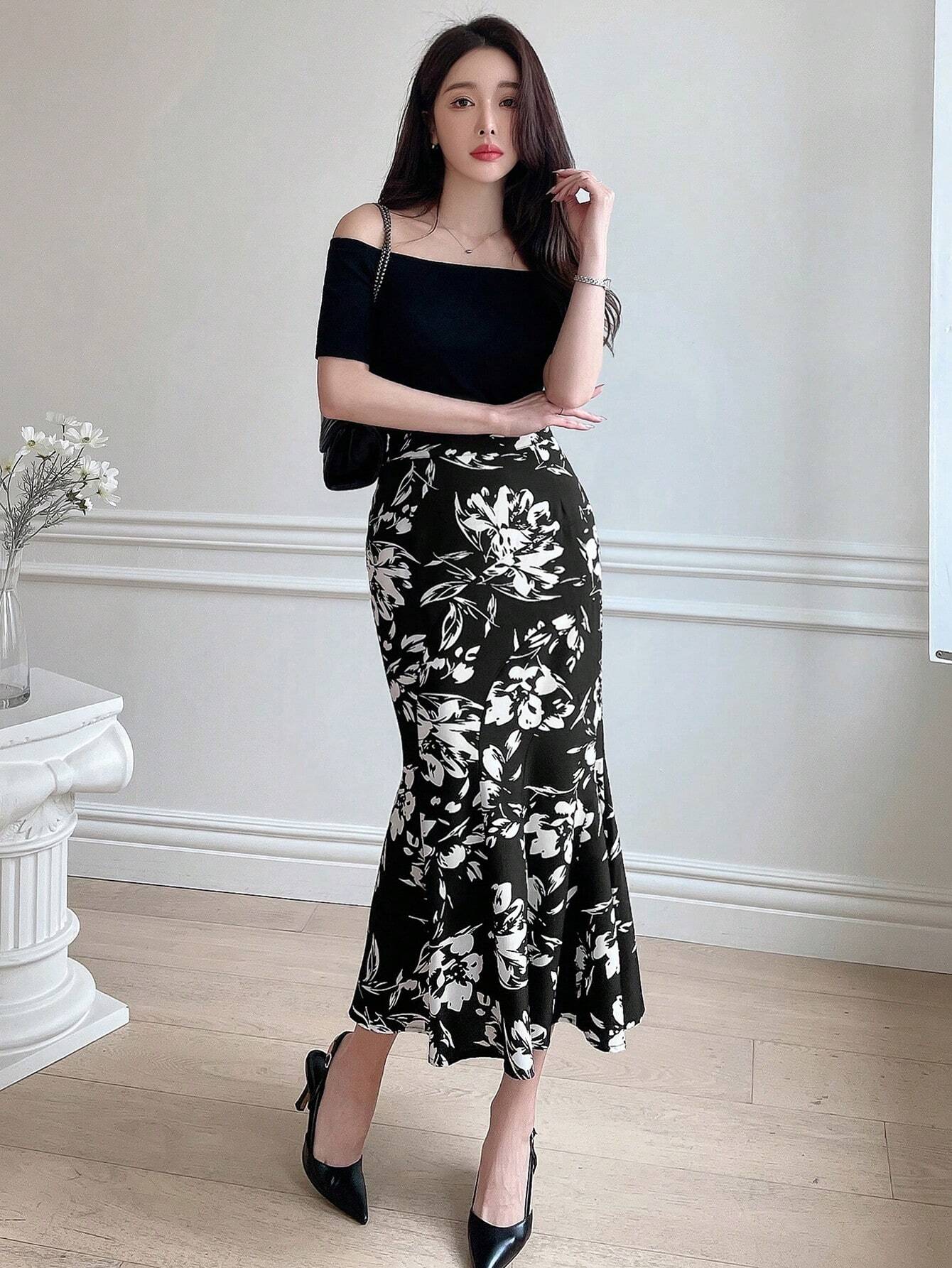  | SHEIN DAZY Asymmetrical Floral Print Pencil Mermaid Skirt With Hip-Wrapped Design | Skirt | Shein | OneHub