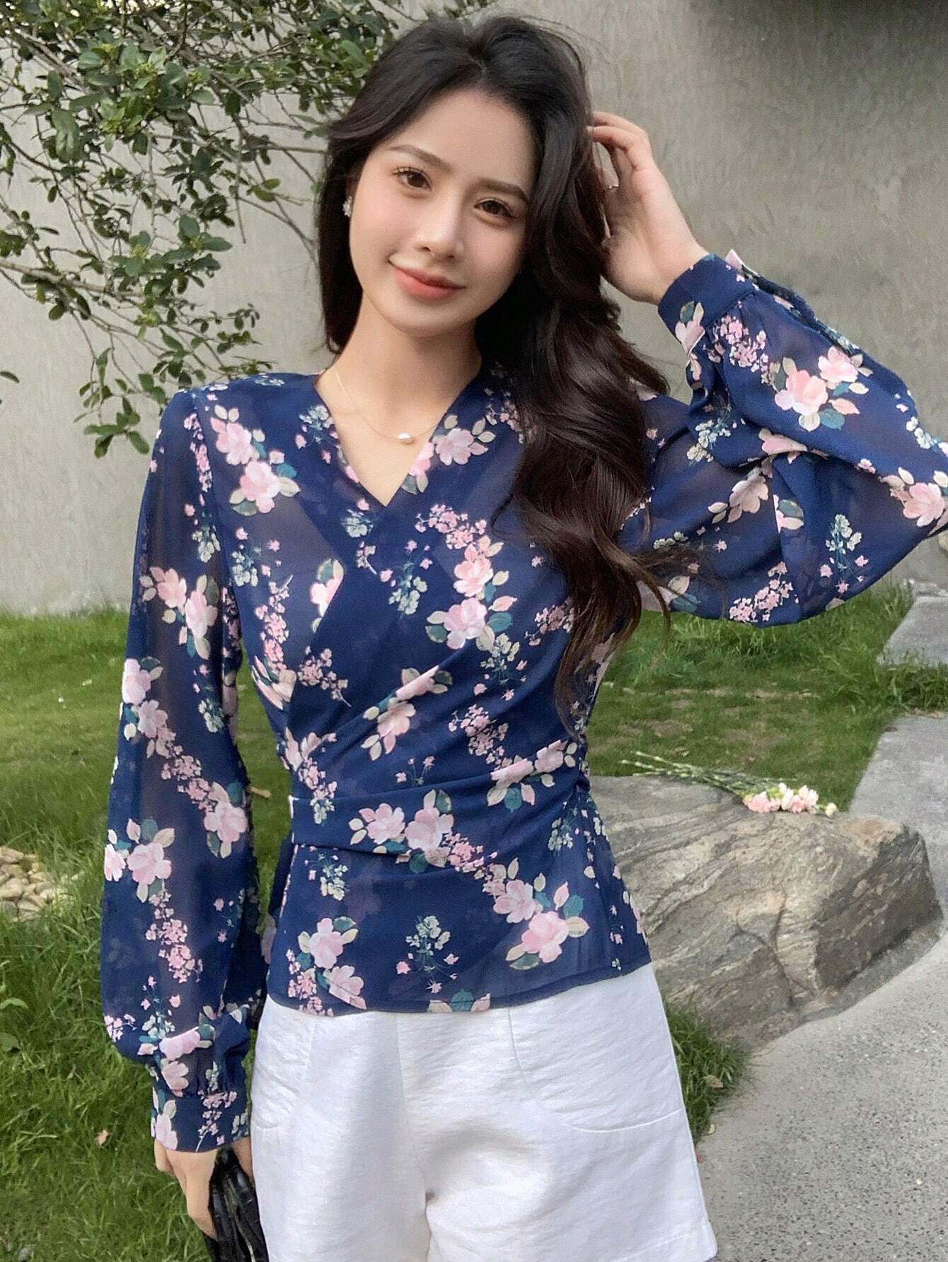  | SHEIN DAZY Floral Print Surplice Neck Lantern Sleeve Blouse | Top | Shein | OneHub