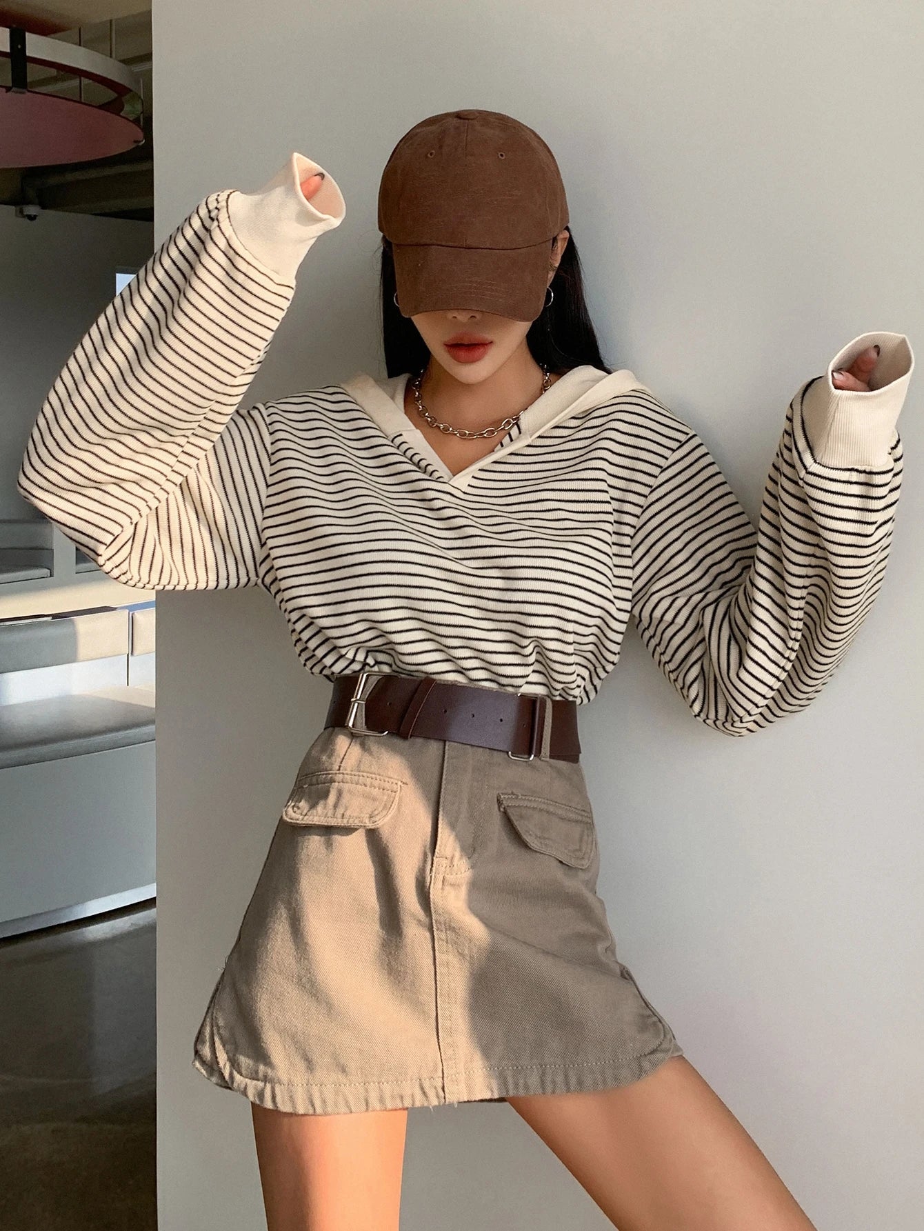 SHEIN DAZY Striped Drop Shoulder Sweatshirt,Long Sleeve Tops,Fall Clothes,Back To School Clothes Hoodie