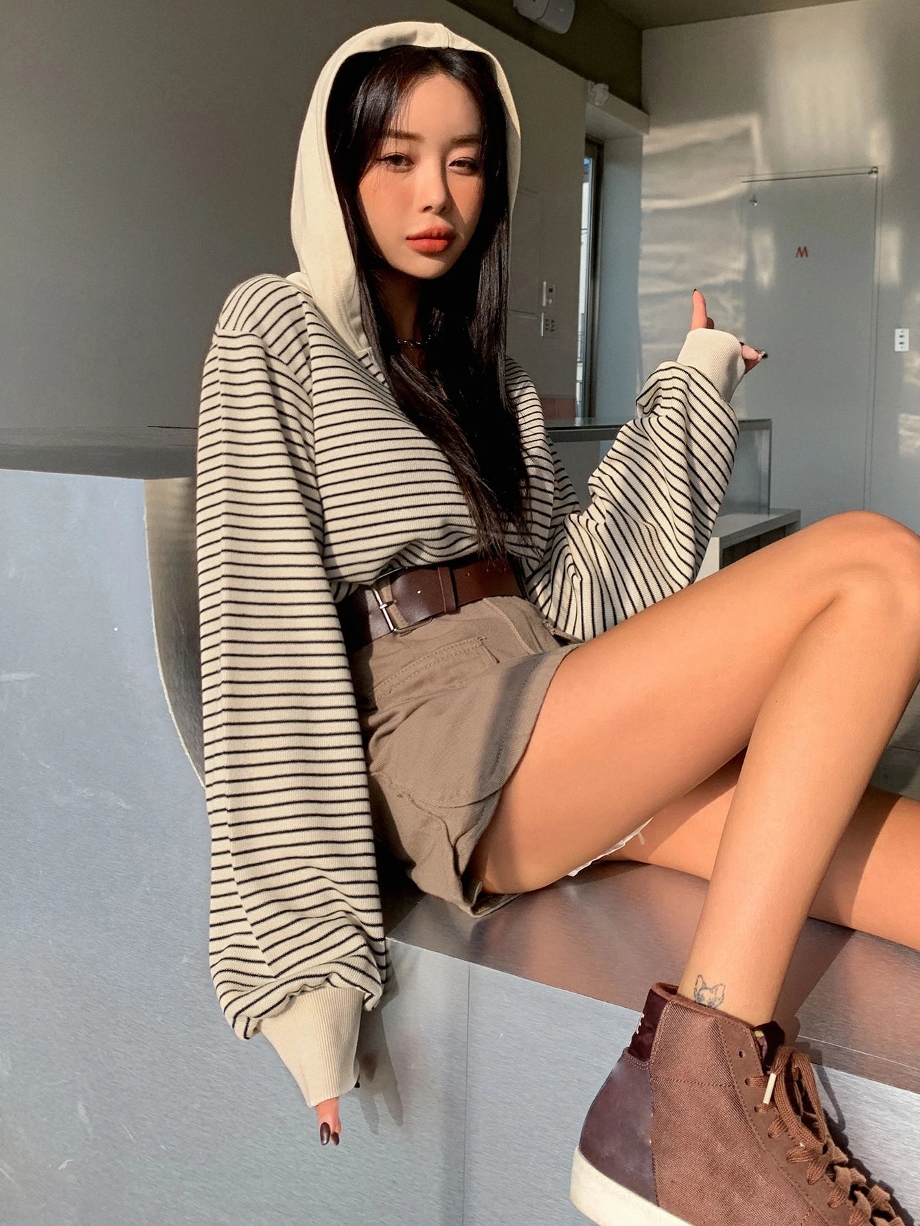 SHEIN DAZY Striped Drop Shoulder Sweatshirt,Long Sleeve Tops,Fall Clothes,Back To School Clothes Hoodie