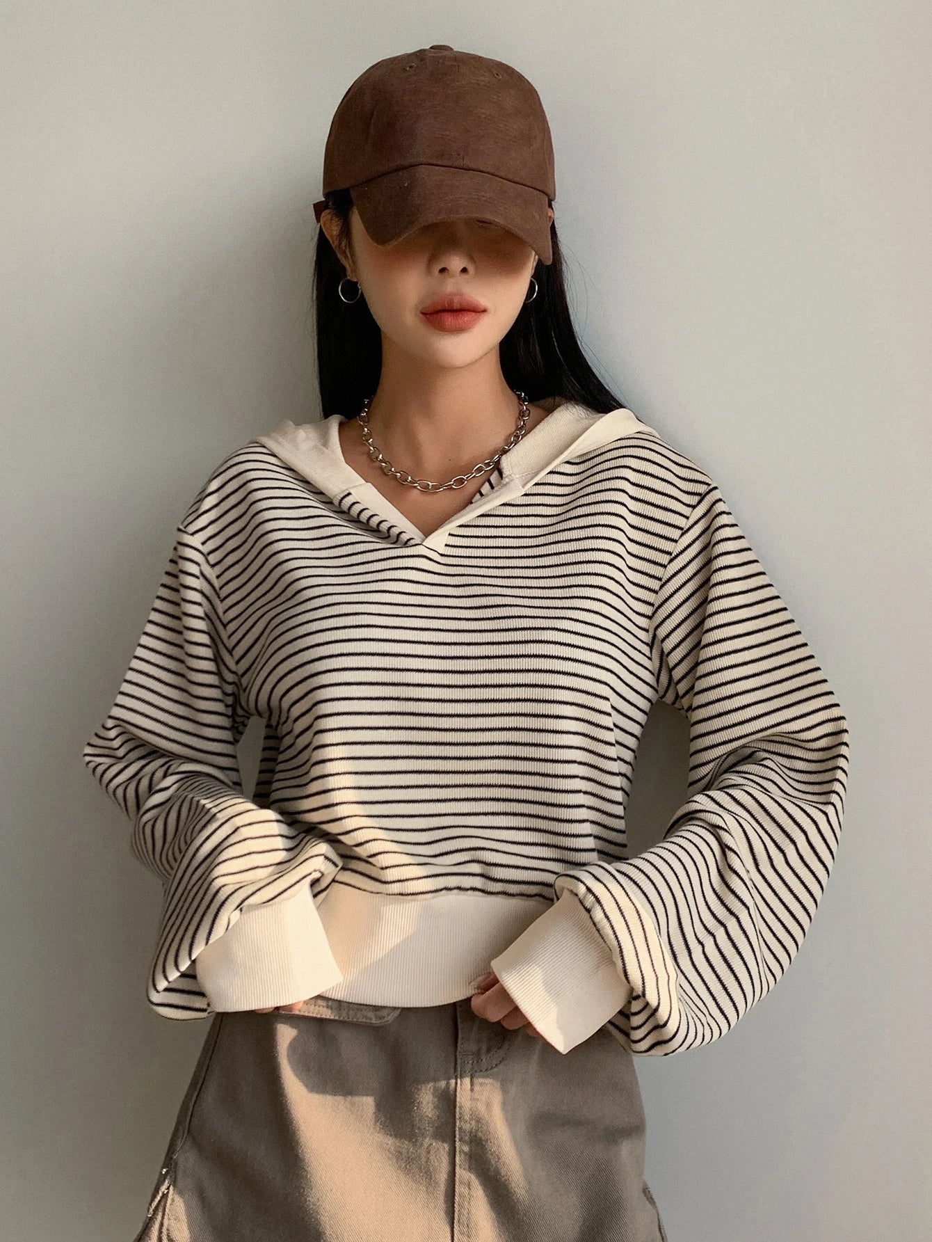 SHEIN DAZY Striped Drop Shoulder Sweatshirt,Long Sleeve Tops,Fall Clothes,Back To School Clothes Hoodie