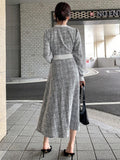 SHEIN DAZY Women Round Neck Solid Color Patchwork Long Sleeve Front Button Minimalist Casual Mid-Length Dress,Fall Clothes Plaid