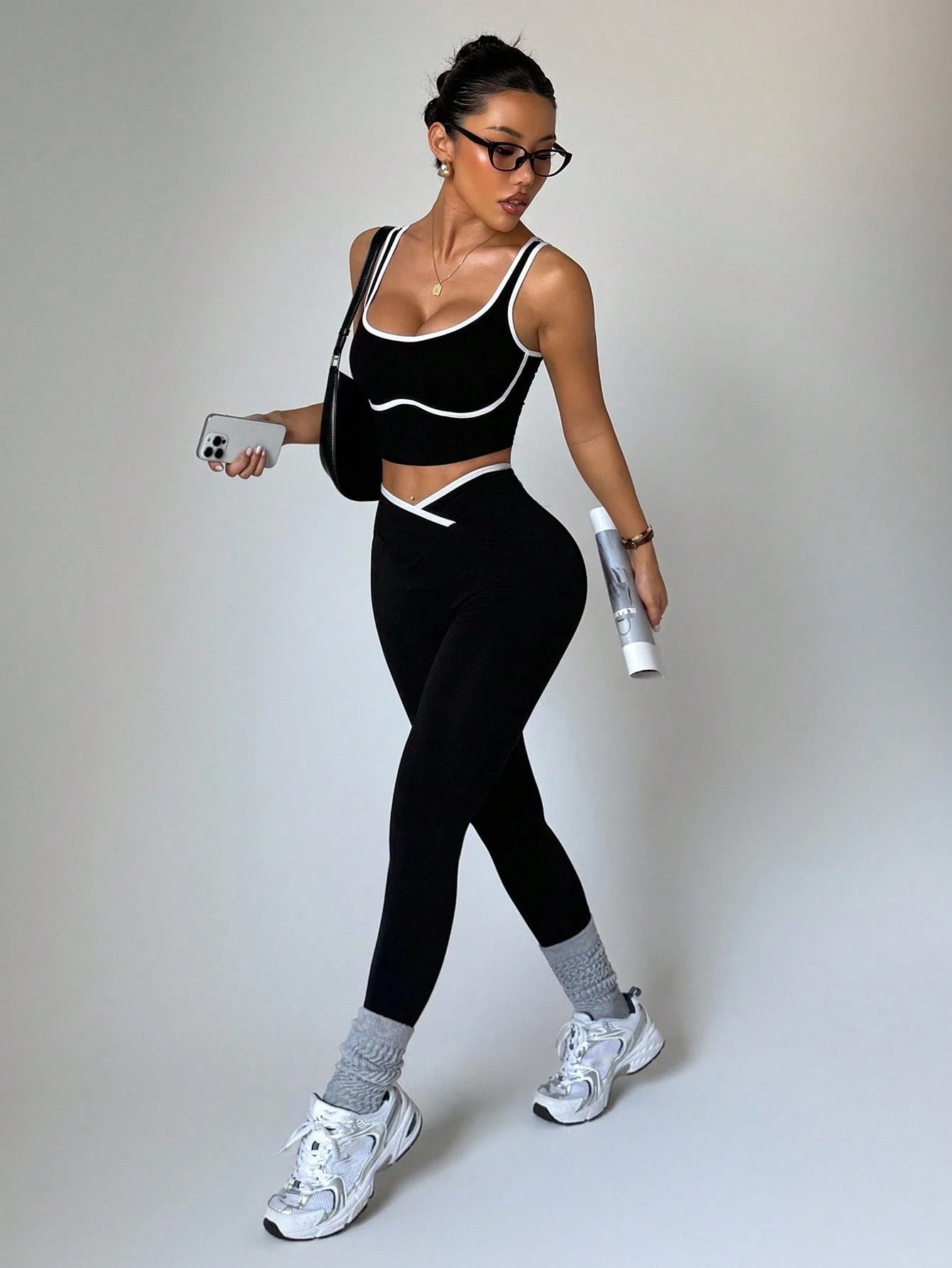 SHEIN Dewbera Women's Yoga Colorblock Seamless Sports Set