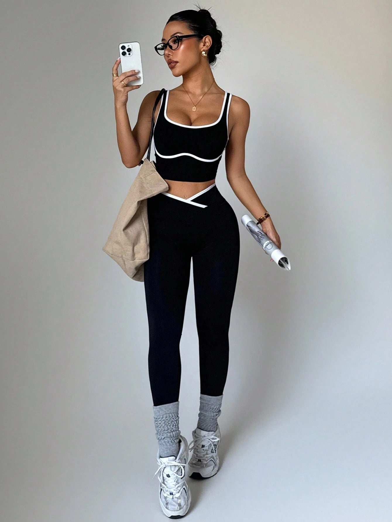 SHEIN Dewbera Women's Yoga Colorblock Seamless Sports Set