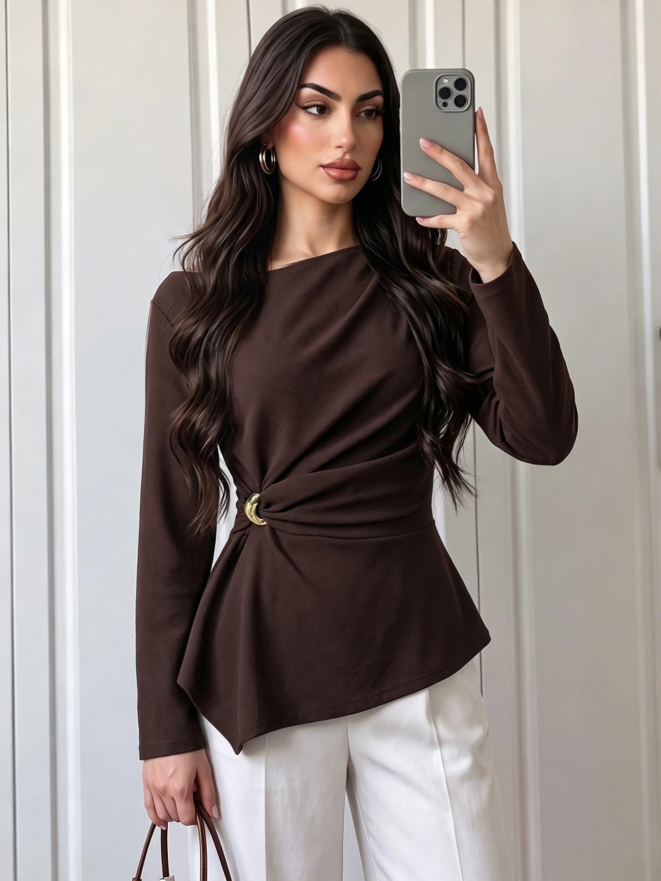 SHEIN Duskaine Women's Solid Color Metal Decor Casual Versatile Everyday T-Shirt