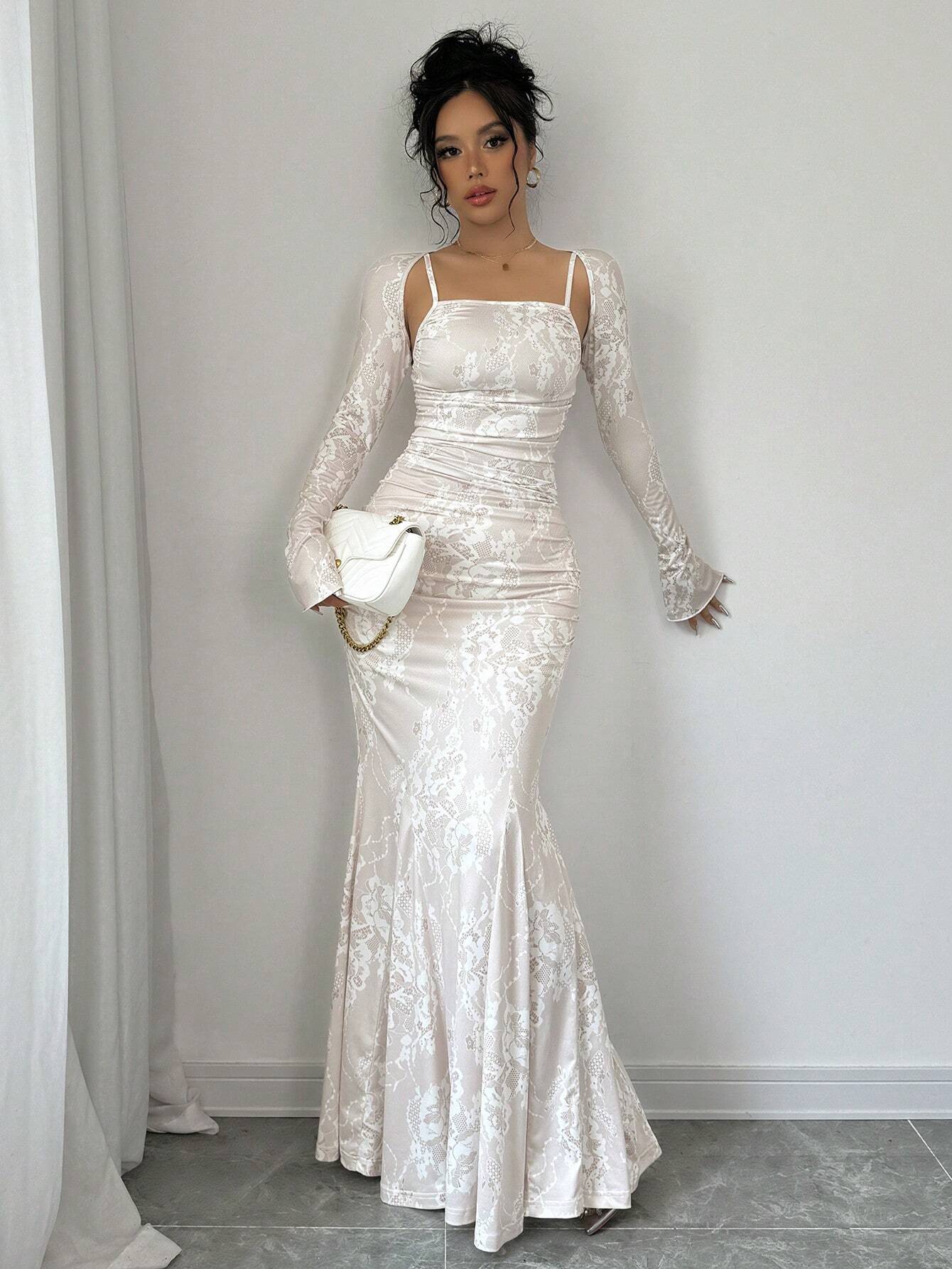 SHEIN Elenzga 2pcs Women's Faux Lace Spaghetti Strap Dress With Capelet, Randomly Cut