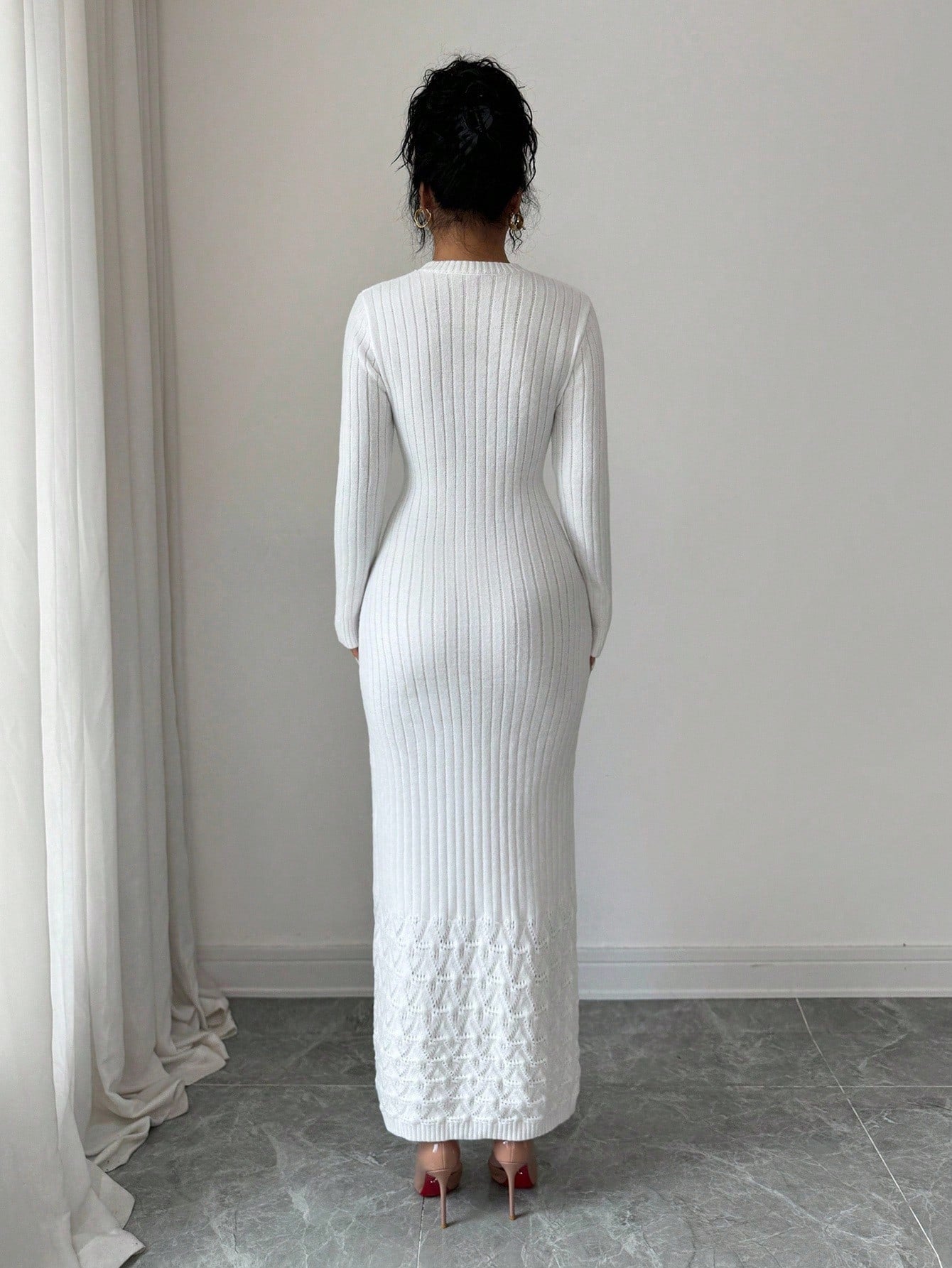 SHEIN Elenzga Hollow Floral Pattern Fitted Women Sweater Dress