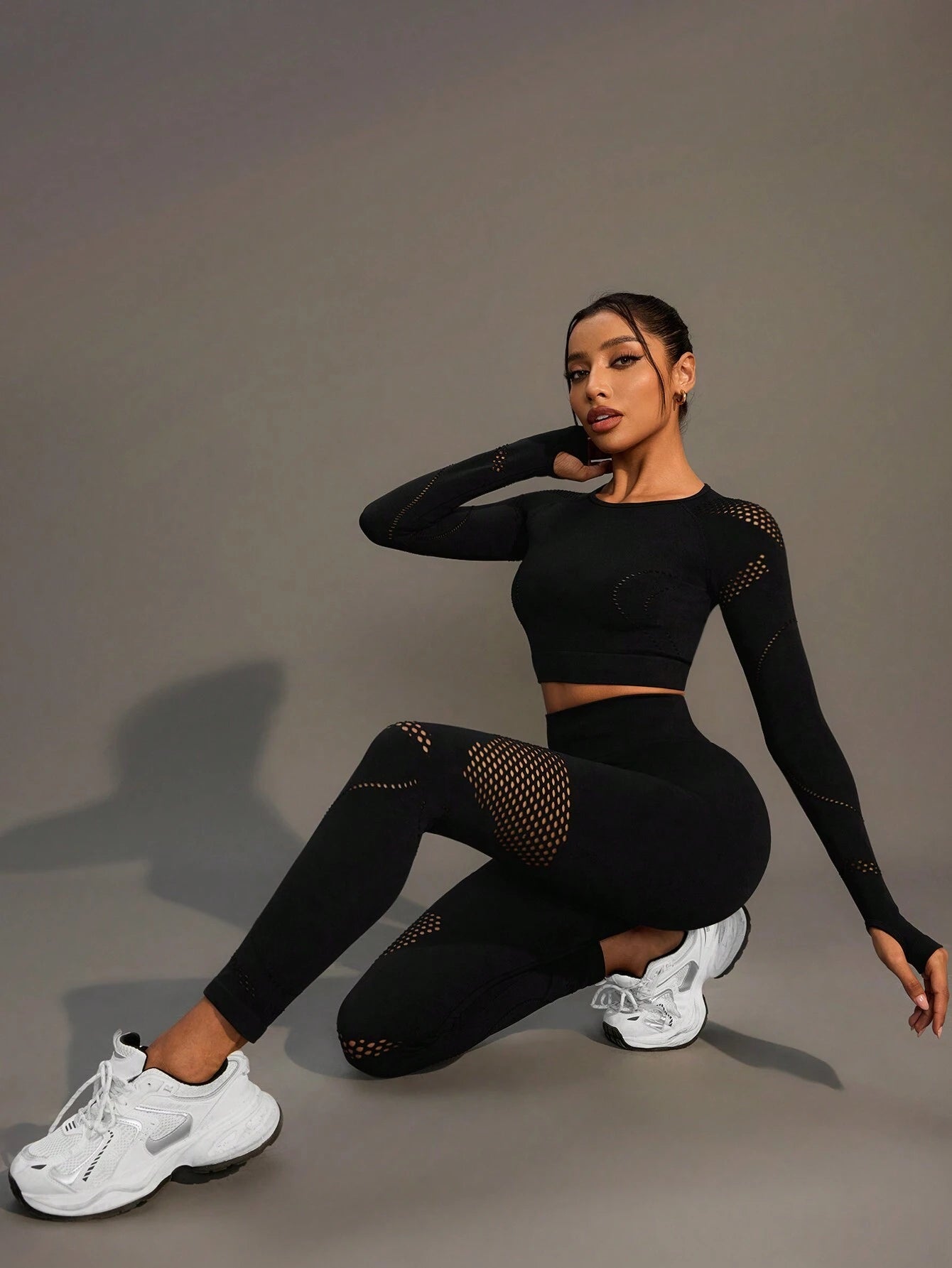 SHEIN Gameset SHEIN Sport Women Solid Color Crew Neck Long Sleeve Cropped T-Shirt And Mesh Contrast Legging Sports Set Workout Women Set Women Leggings Set
