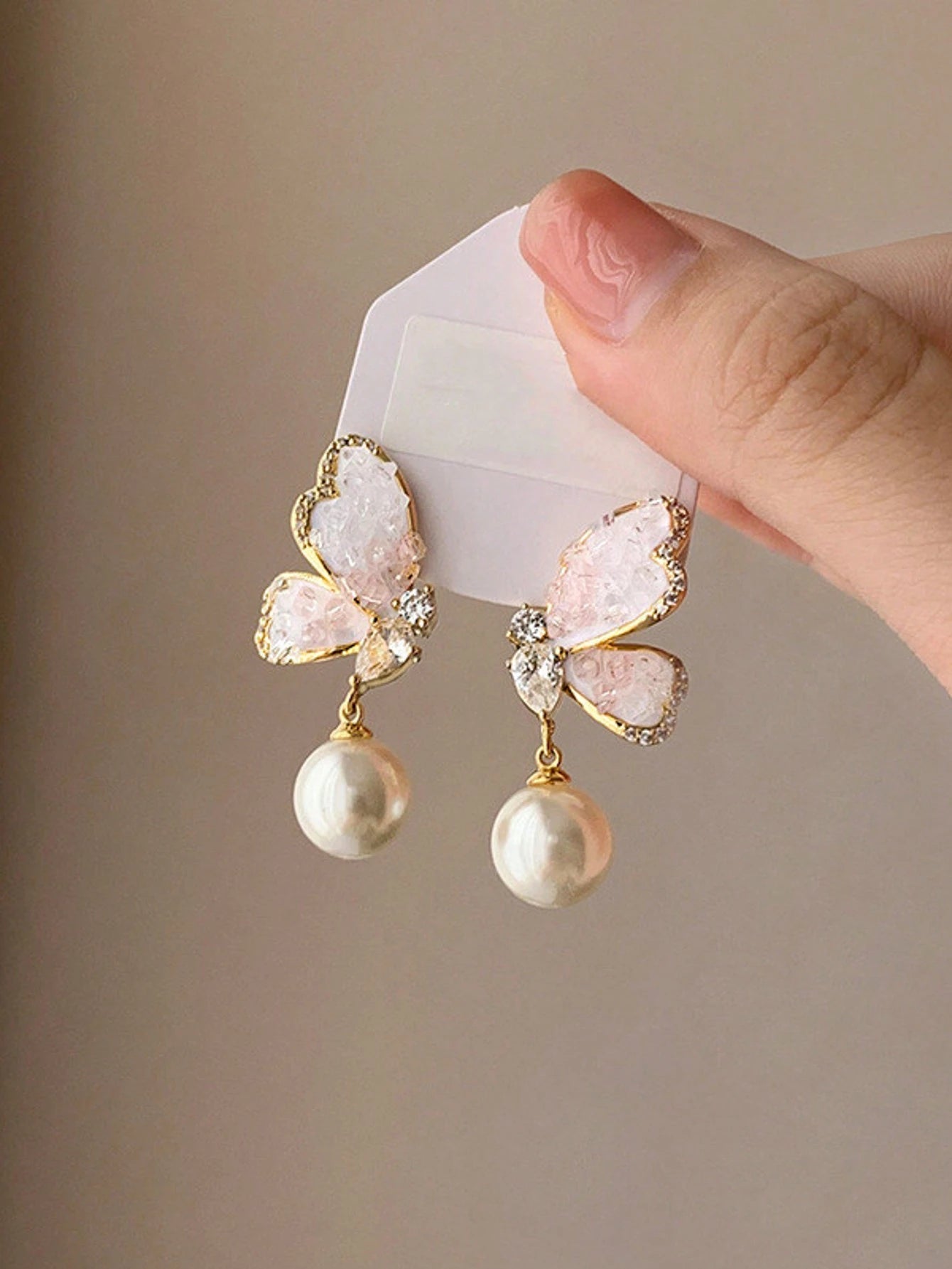  | SHEIN Korean Elegant Pearl Flower Vintage Stud Earrings, Niche Personalized Versatile Jewelry Accessories | Earrings | Shein | OneHub