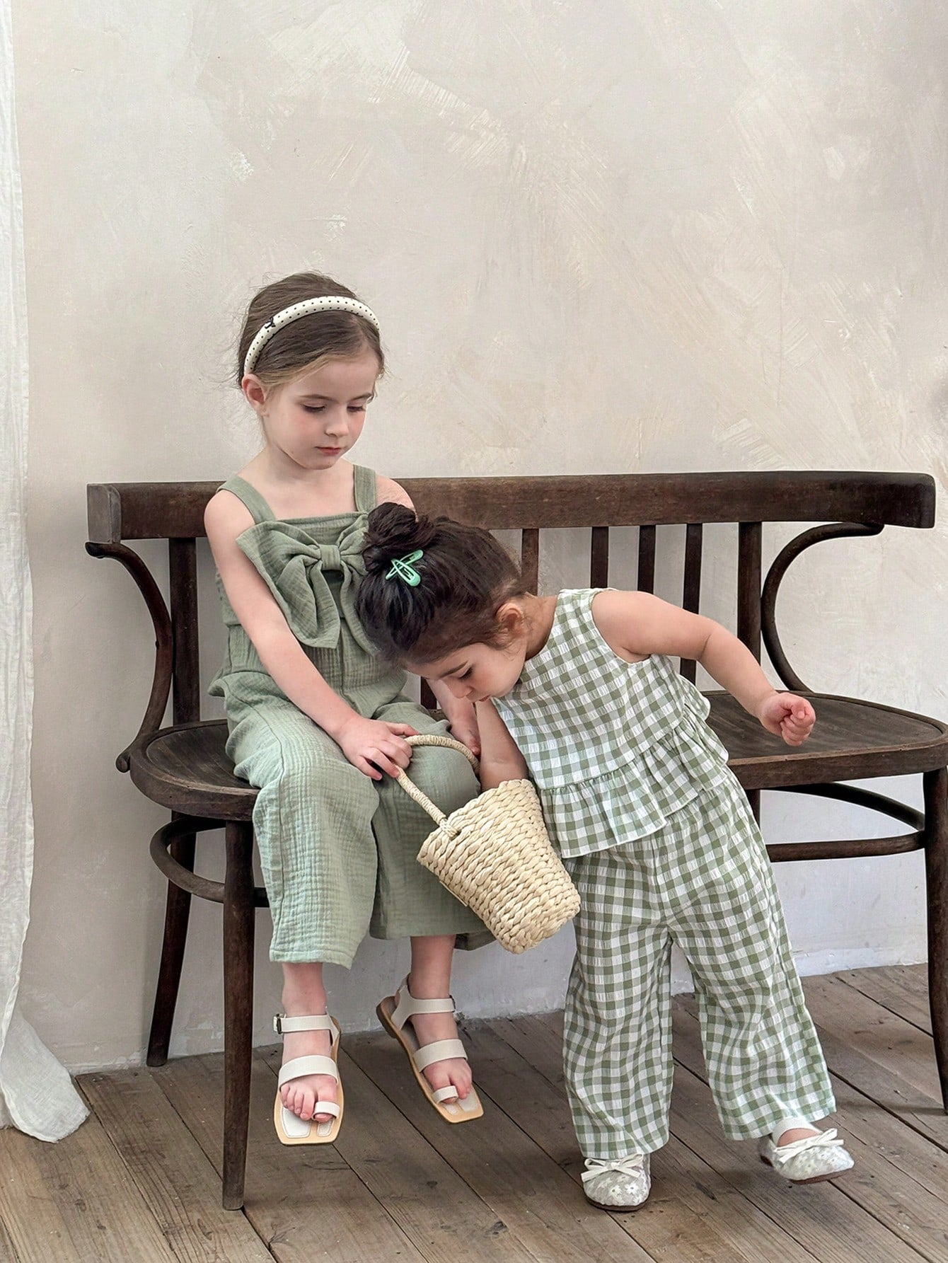 SHEIN LMoss Kids LMoss Baby Girls' Woven Plaid Ruffle Casual Shirt & Loose Woven Pants Set,Sisters Outfit,Suitable For Spring And Summer