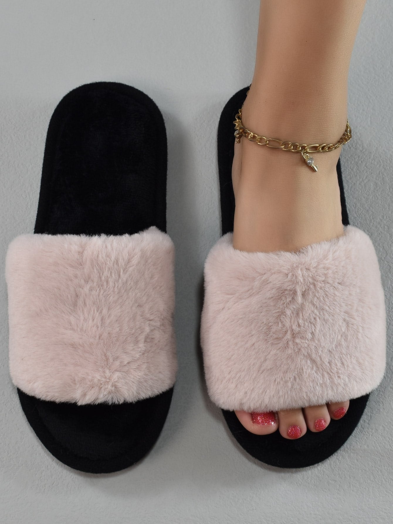  | SHEIN Minimalist Fuzzy Bedroom Slippers, Slip-on Pink Fashion Solid Color Women's Indoor Slippers | Slippers | Shein | OneHub
