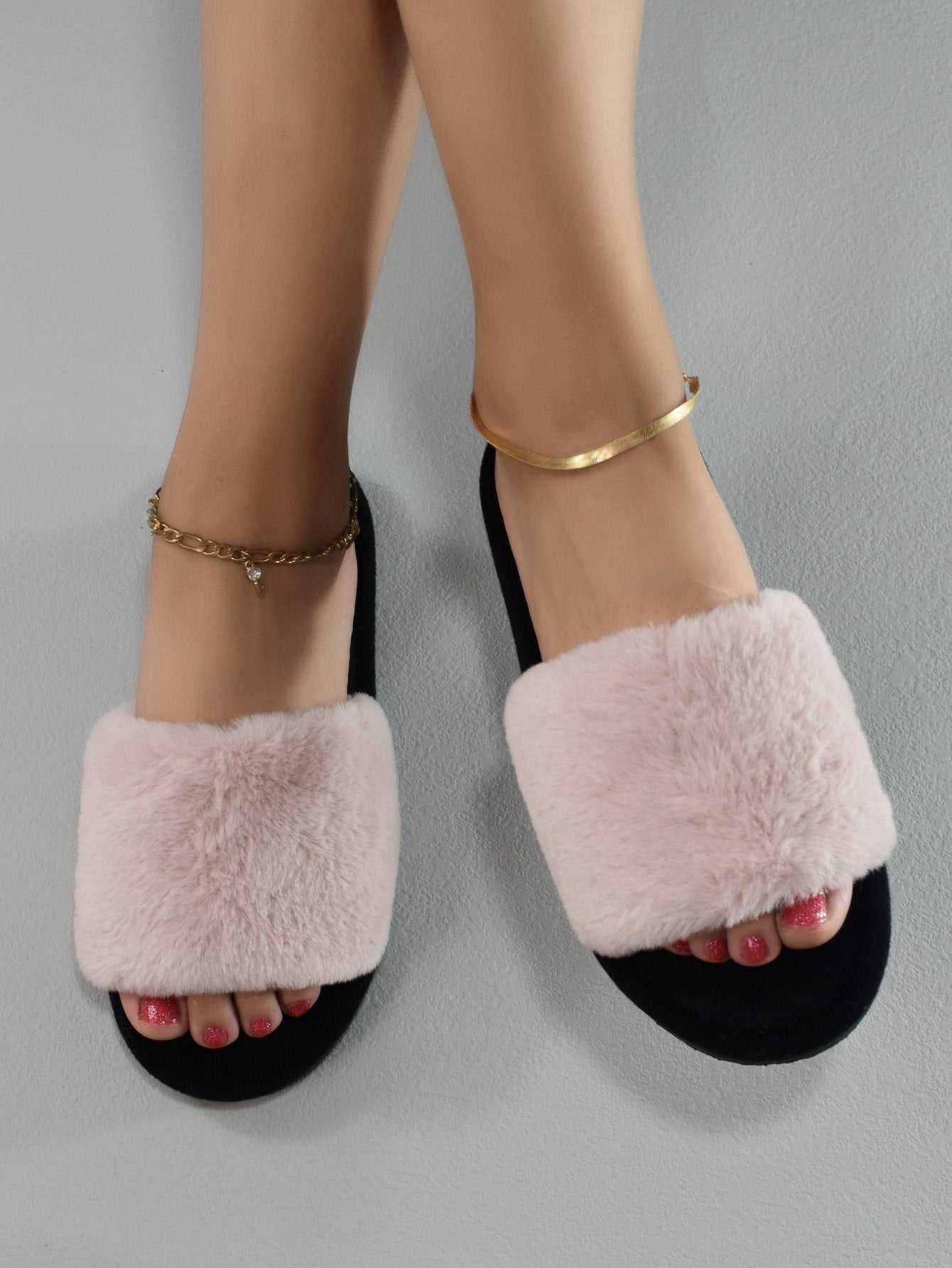  | SHEIN Minimalist Fuzzy Bedroom Slippers, Slip-on Pink Fashion Solid Color Women's Indoor Slippers | Slippers | Shein | OneHub