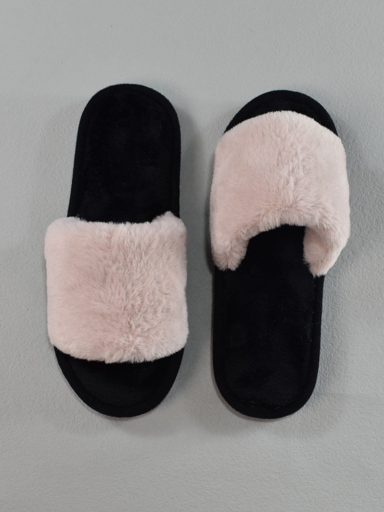  | SHEIN Minimalist Fuzzy Bedroom Slippers, Slip-on Pink Fashion Solid Color Women's Indoor Slippers | Slippers | Shein | OneHub