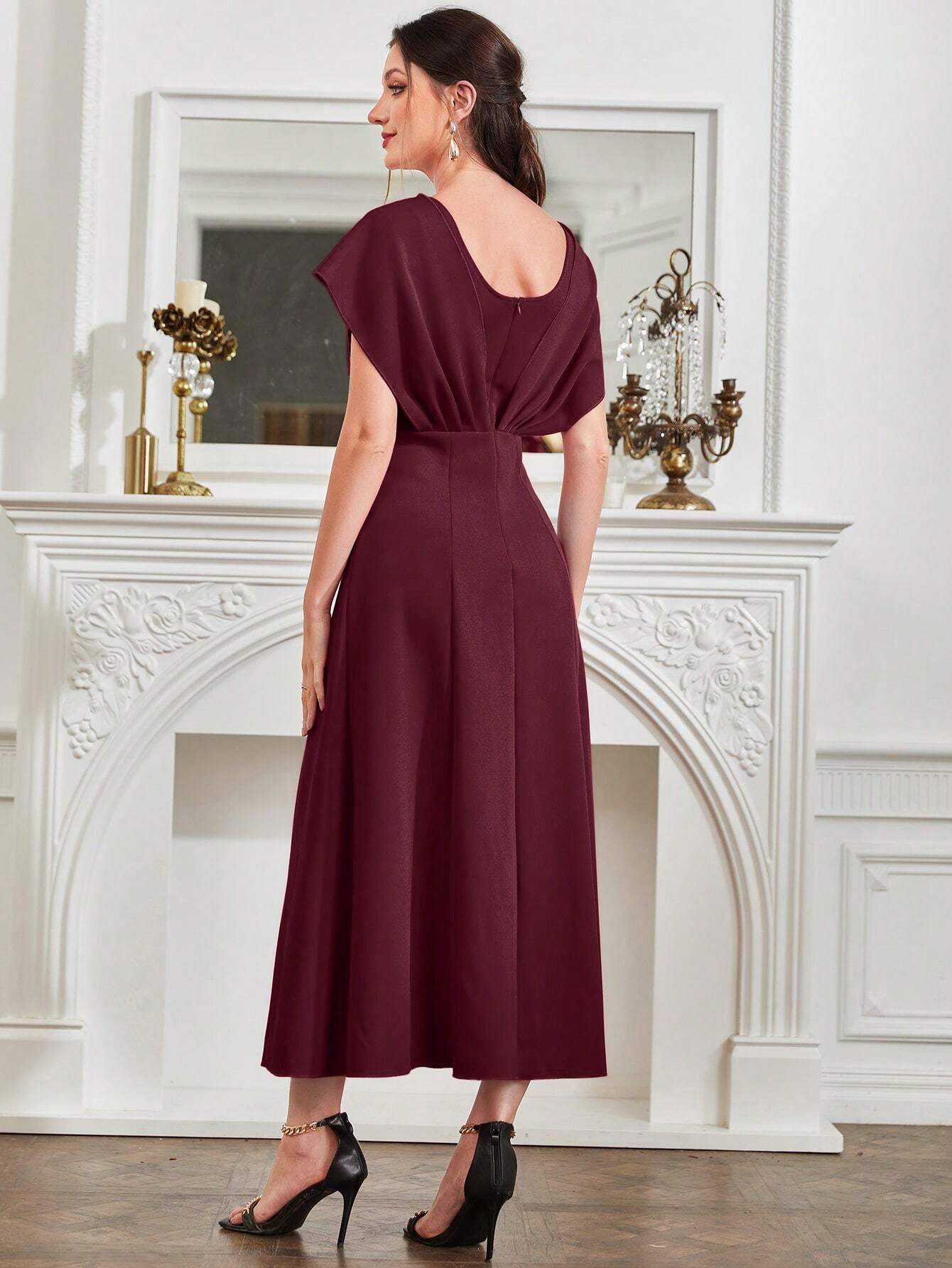 SHEIN Modely Burgundy Red Ladies' Solid Color Simple Arabian Daily Mod | Dress
