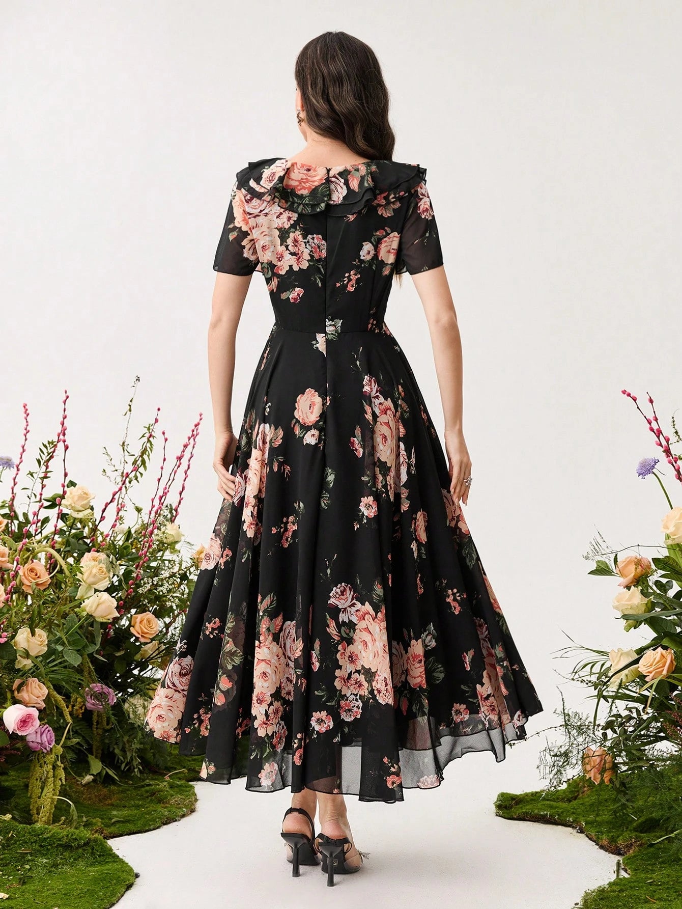 SHEIN Modelyn Ruffle Hem Floral Print Fitted Chiffon Dress