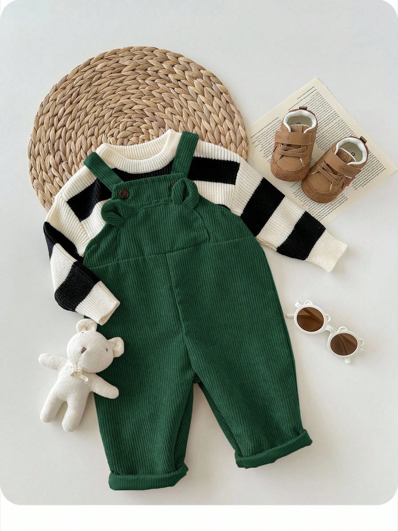 SHEIN Newborn Baby Boy/Girl Casual Corduroy Overalls With Cute Animal Ear Design, Versatile All-Match Style Fall Winter