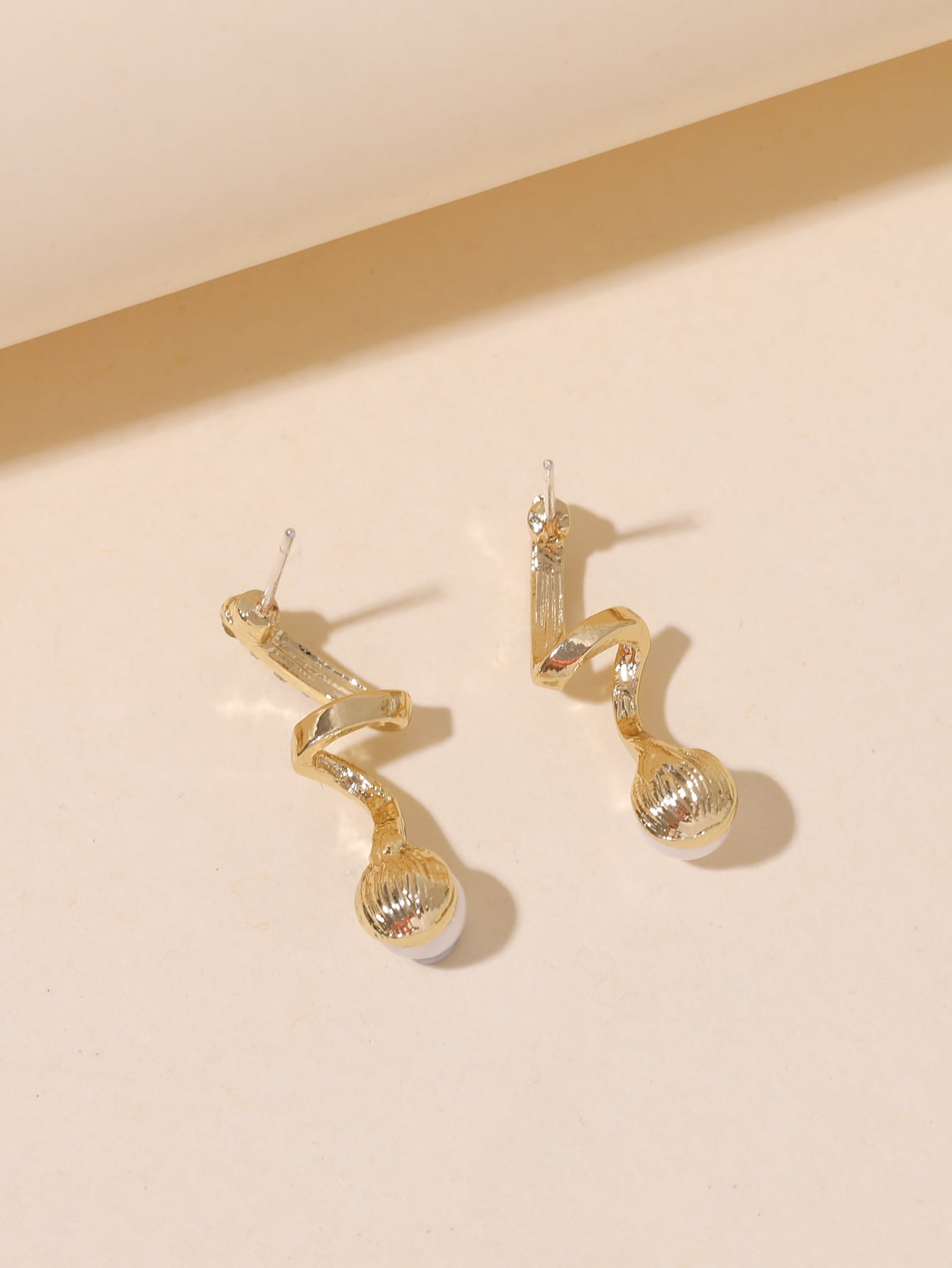  | SHEIN Rhinestone & Faux Pearl Decor Stud Earrings | Earrings | Shein | OneHub