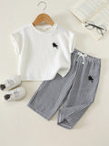 SHEIN 2pcs/Set Baby Boy Baby Girl Unisex Baby Clothes Summer Short Sleeve Letter T-Shirt Top & Flared Wide Leg Pants Outfit, Infant Set, Summer Set, Autumn Set, Holiday Set