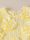 SHEIN 2pcs/Set Baby Girl Unisex Fashion Cute 3D Floral Decor Sleeveless Top And Shorts Set, Suitable For Daily Wear, Vacation, Spring/Summer Girls Summer Coord Set Toddlers Girls Clothes