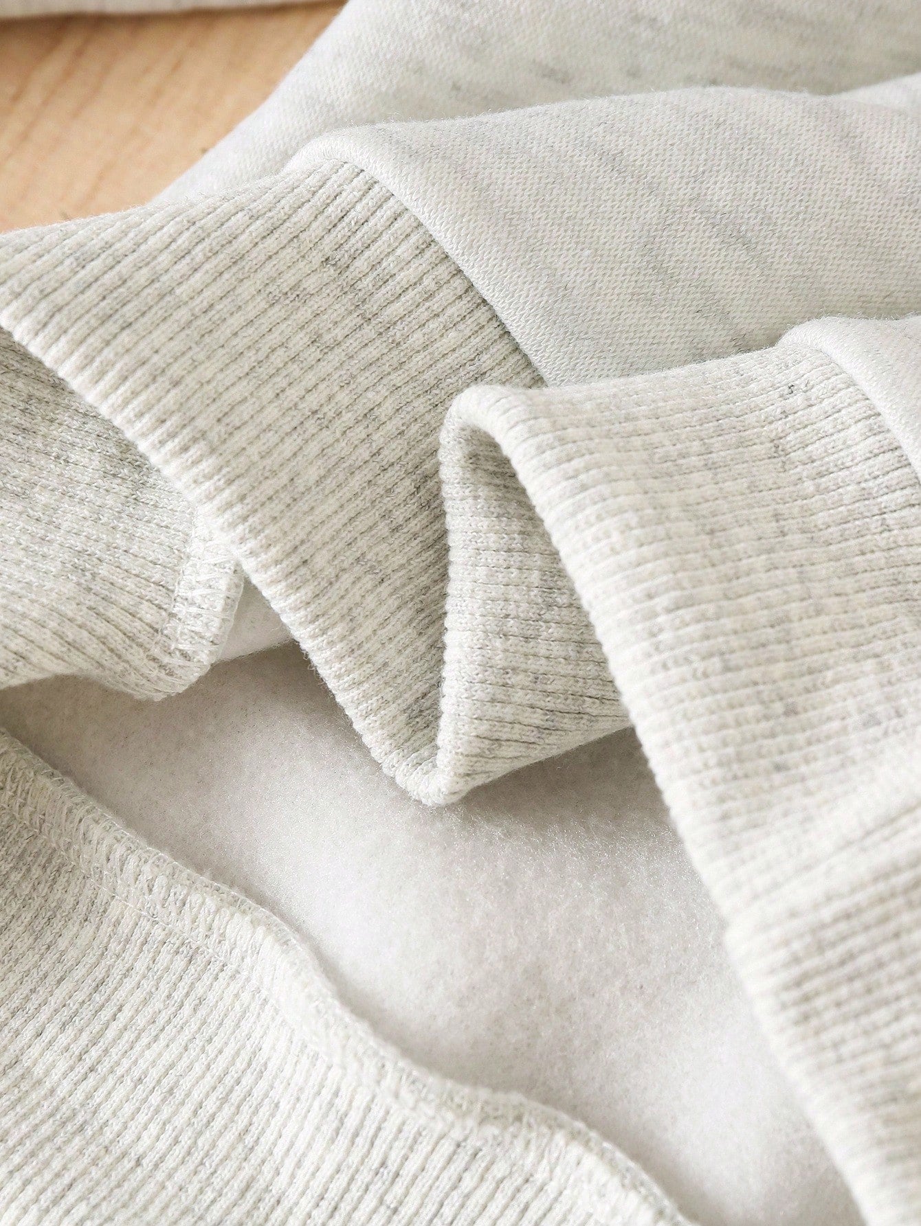 SHEIN 3pcs Baby Boy Toddler Newborn 0-3 Years Old Autumn/Winter Cute Teddy Bear Crossbody Bag + Long Sleeve Fleece Sweatshirt + Pants 3 PiecesOutfit Set Fall