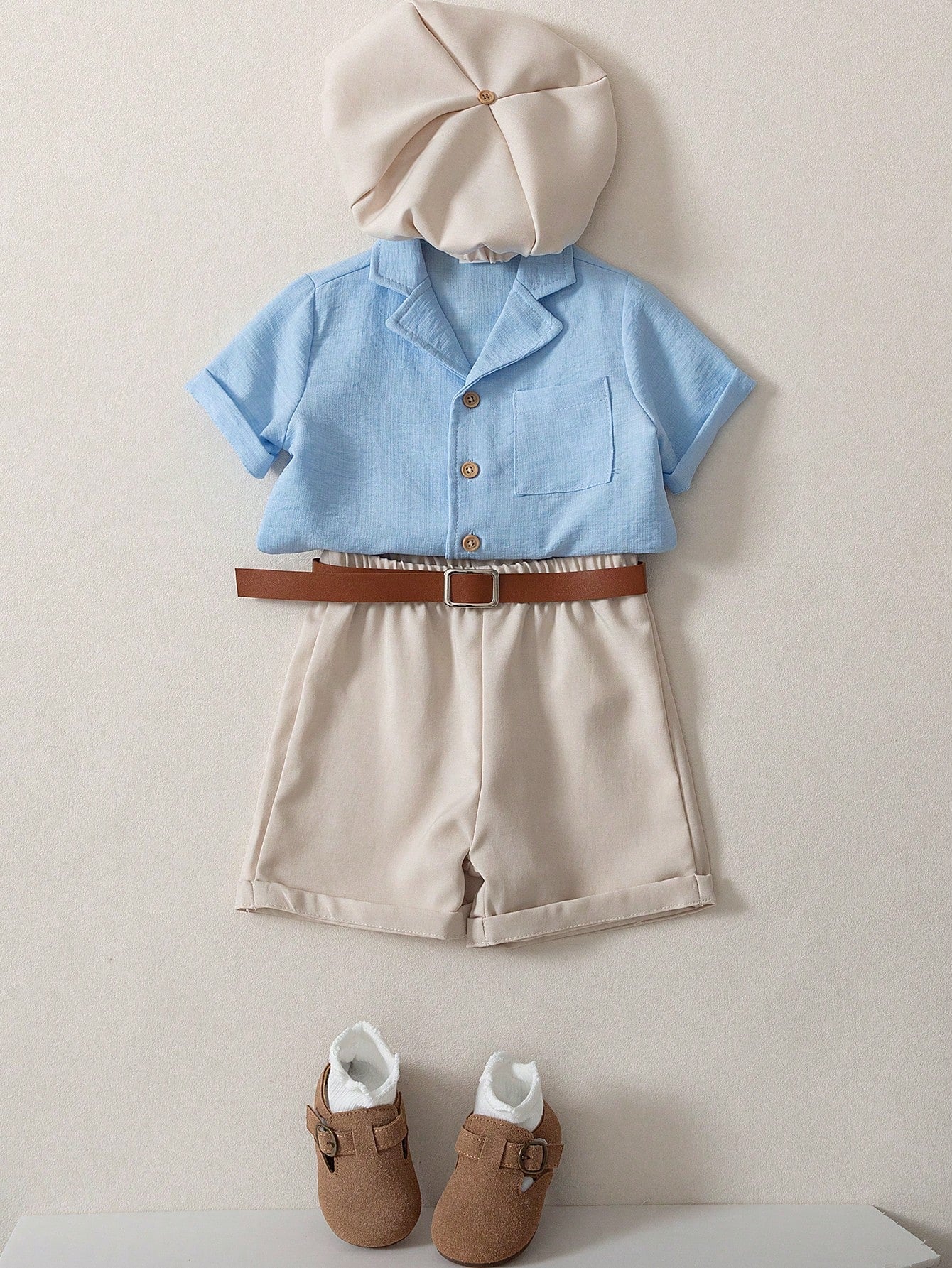 SHEIN 3pcs Boys Outfit Set, Includes Short Sleeve Polo Shirt, Regular Shorts, And Hat