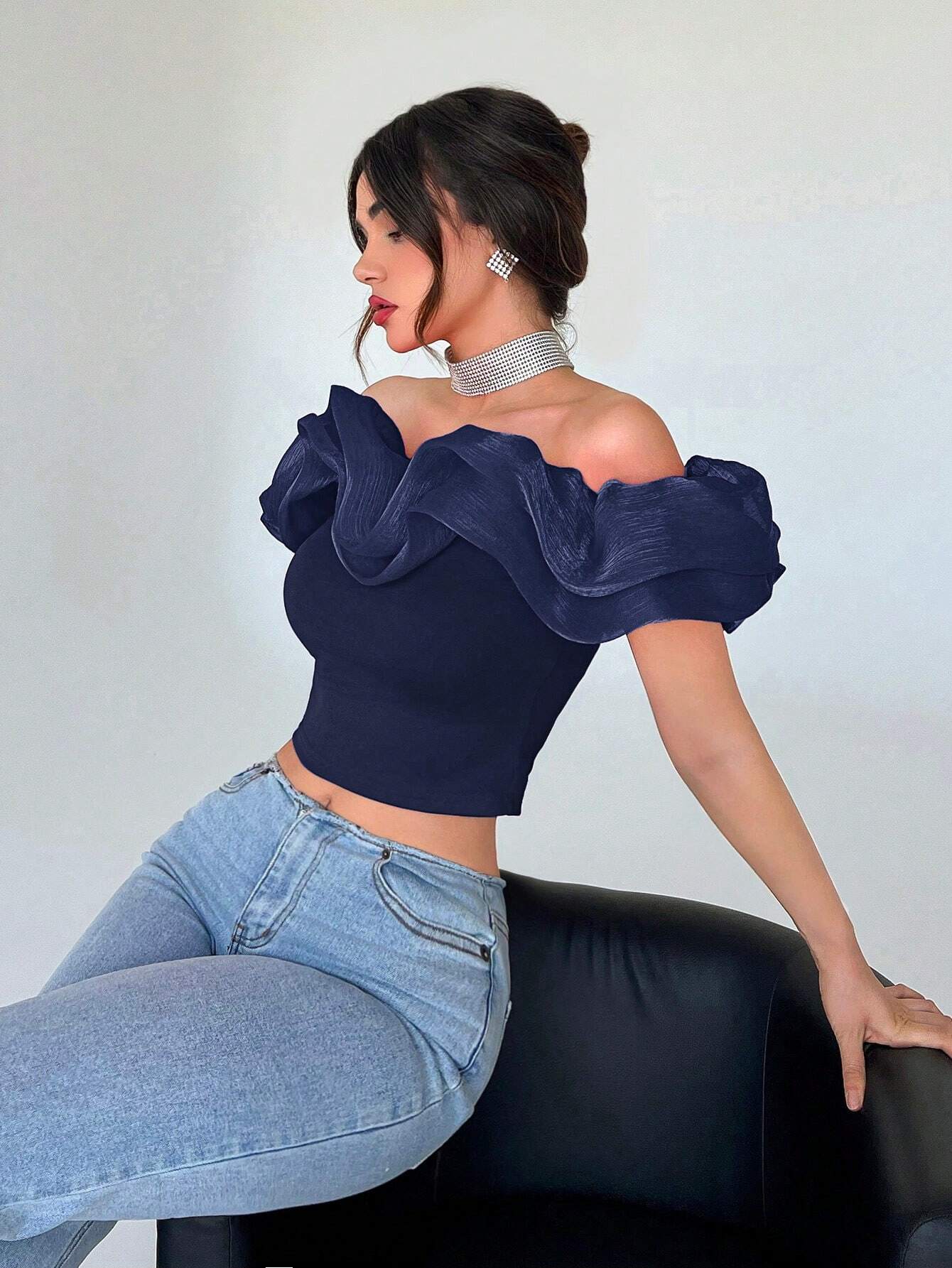  | SHEIN Aloruh Women's Exaggerated Off Shoulder Cropped Top | Top | Shein | OneHub