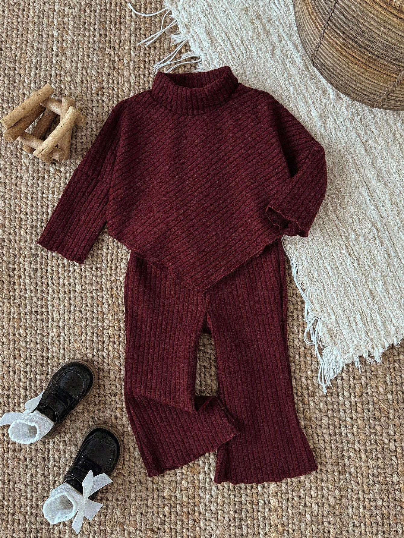 SHEIN Baby Girl Infant Toddler 0-3 Years Casual Daily Versatile Fashion Outerwear High Collar Drop Shoulder Ribbed Knit Long Sleeve Top + Flared Pants Set, Infant Autumn/Winter Clothing, Khaki Fall