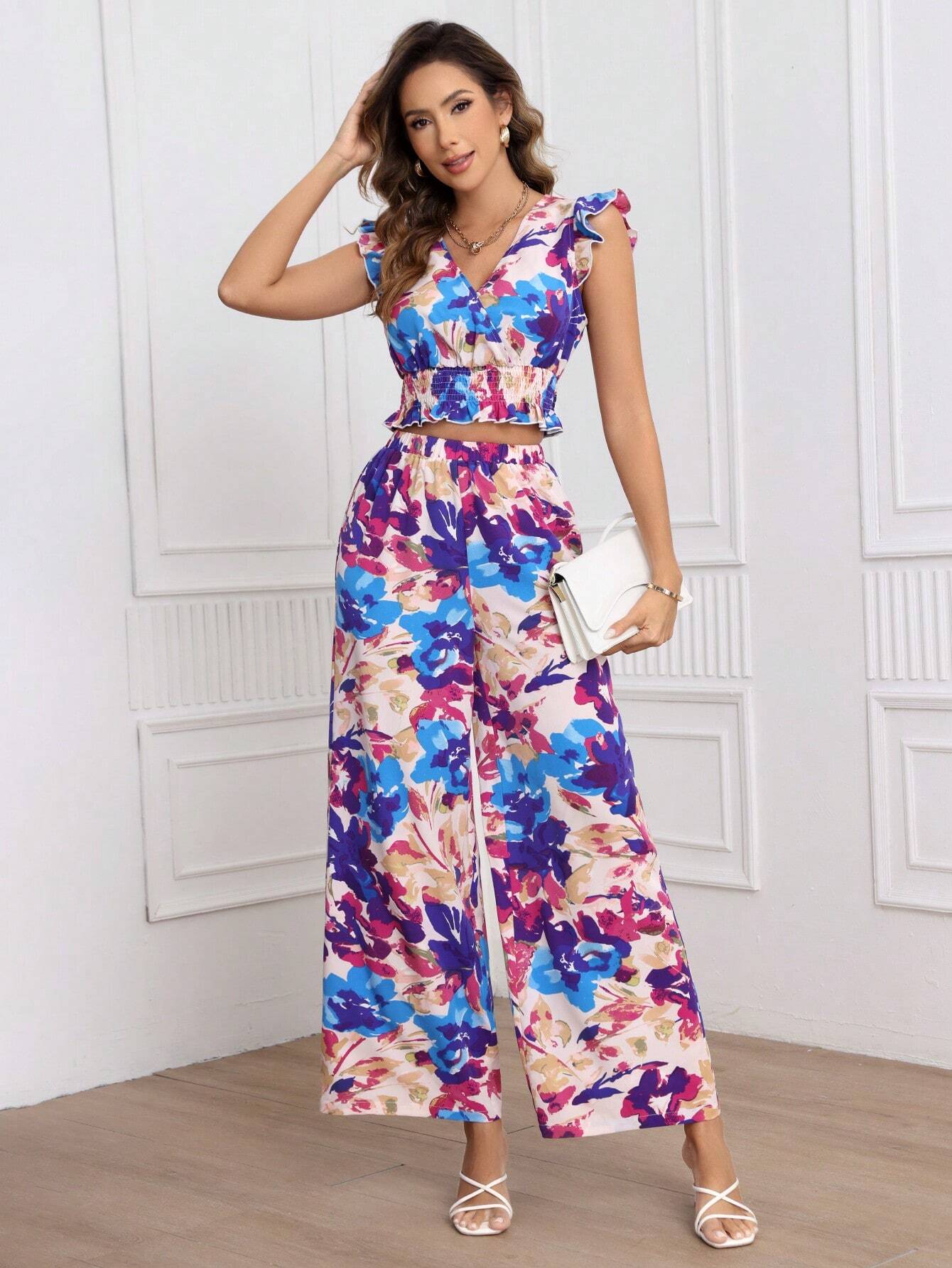  | SHEIN Frenchy Women's Flowers Printed Casual 2pcs/Set | Top and Pant Set | Shein | OneHub