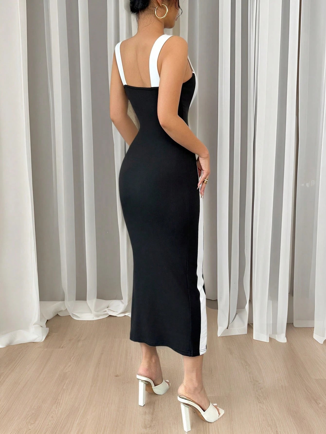 shein black and white dress SheIn Women's Long Sleeve Houndstooth Plaid Bodycon Party Dress Square Neck Mini Pencil Dress Black and White Petite Medium : Buy Online at Best Price in KSA