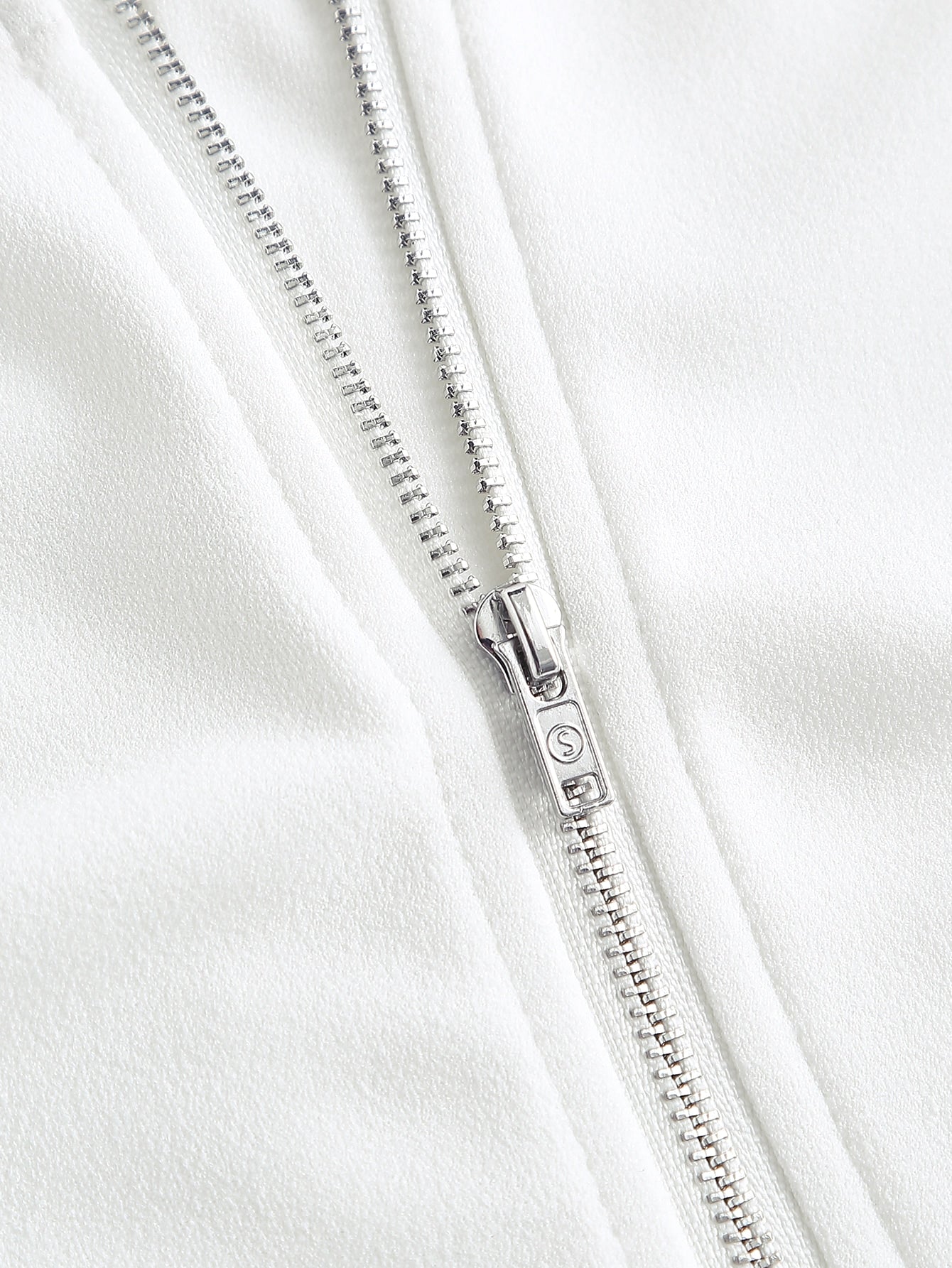  | SHEIN MOD Lantern Sleeve Ruched Scoop Neck Asymmetrical Hem Crop Top | Tee | Shein | OneHub