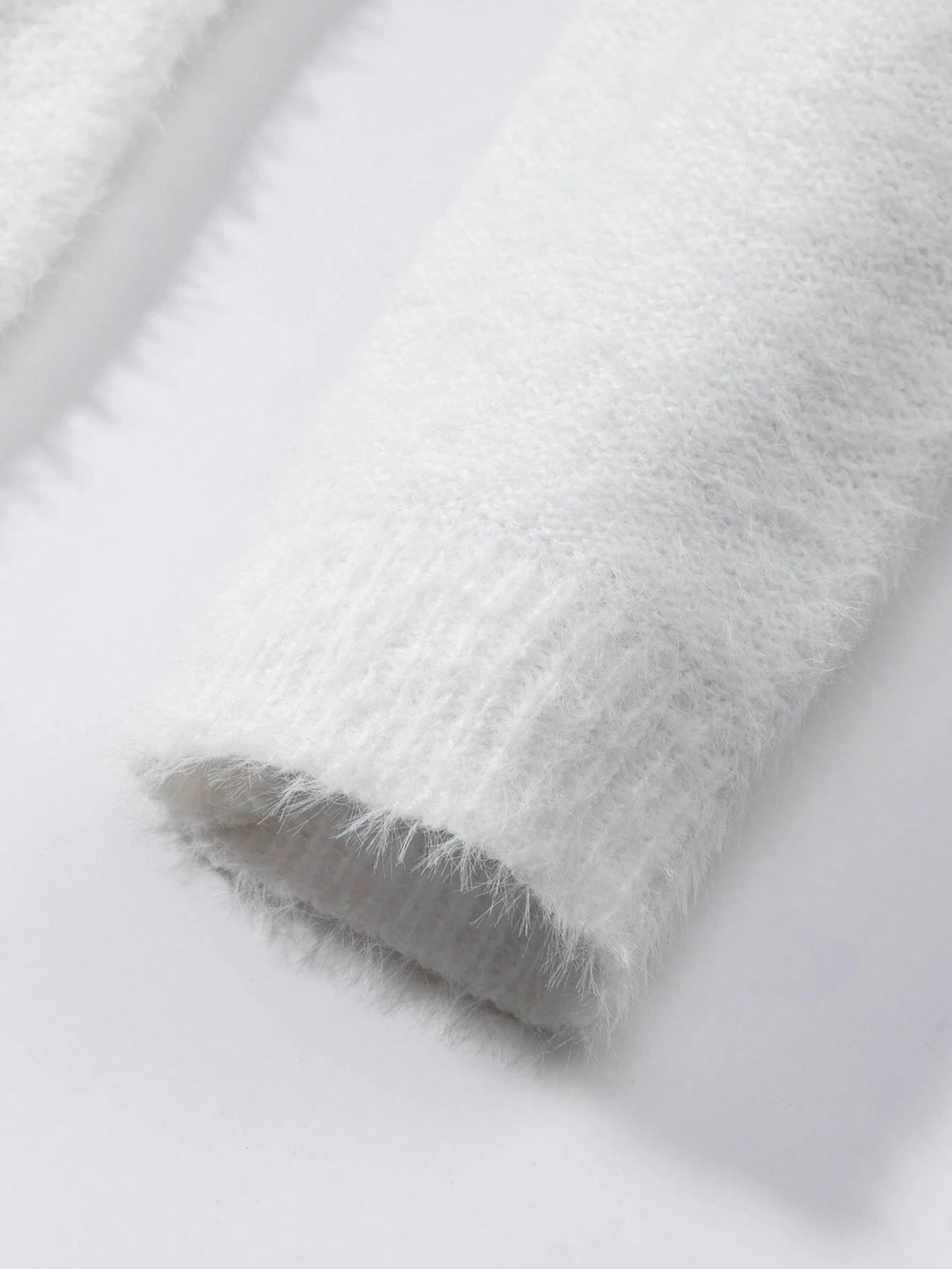  | SHEIN MOOSTA Chevron Pattern Raglan Sleeve Crop Sweater | Sweater | Shein | OneHub