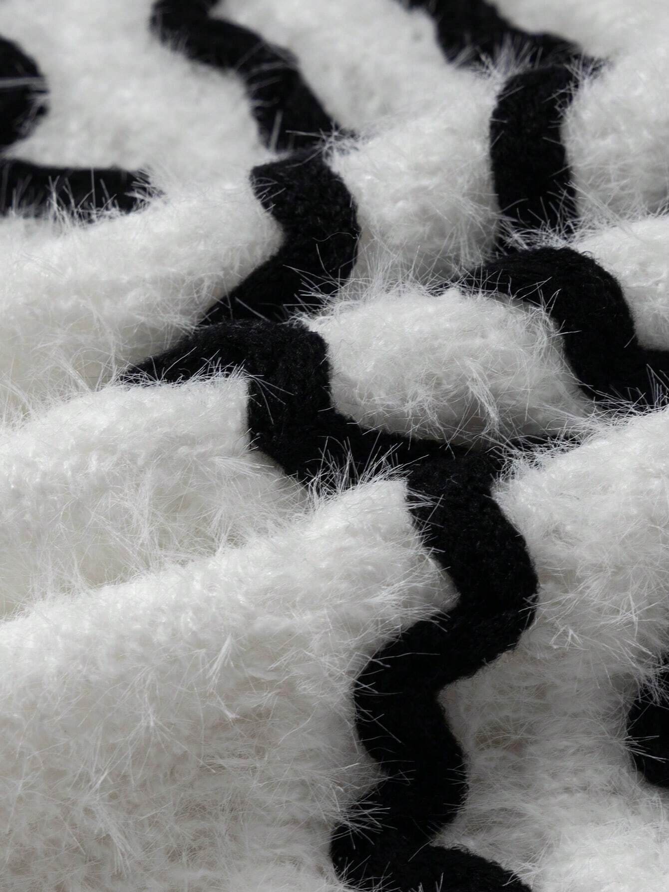  | SHEIN MOOSTA Chevron Pattern Raglan Sleeve Crop Sweater | Sweater | Shein | OneHub