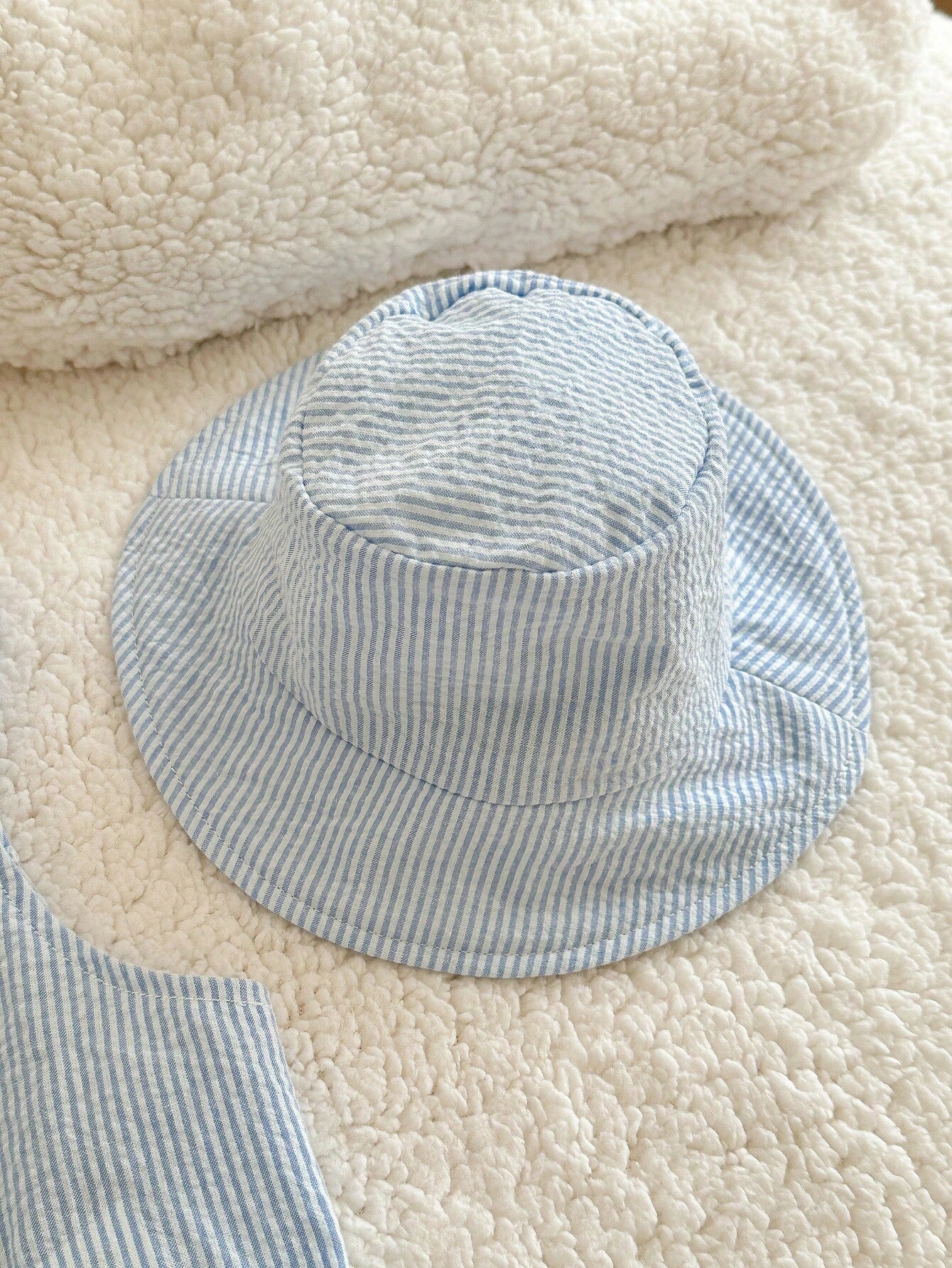 SHEIN Newborn Baby Boy Cute Summer Versatile Cartoon Duck Striped Romper&Hat Set Overall Sleeveless Blue Vintage Outfit Goose Preemie Clothes For