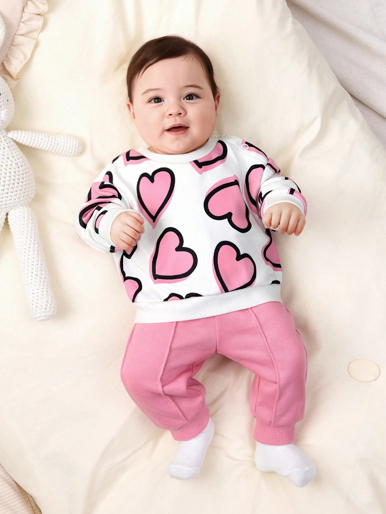  | SHEIN Newborn Baby Girl Heart Printed Sweatshirt And Solid Color Elastic Waist Long Pants Set | Bodysuit | Shein | OneHub