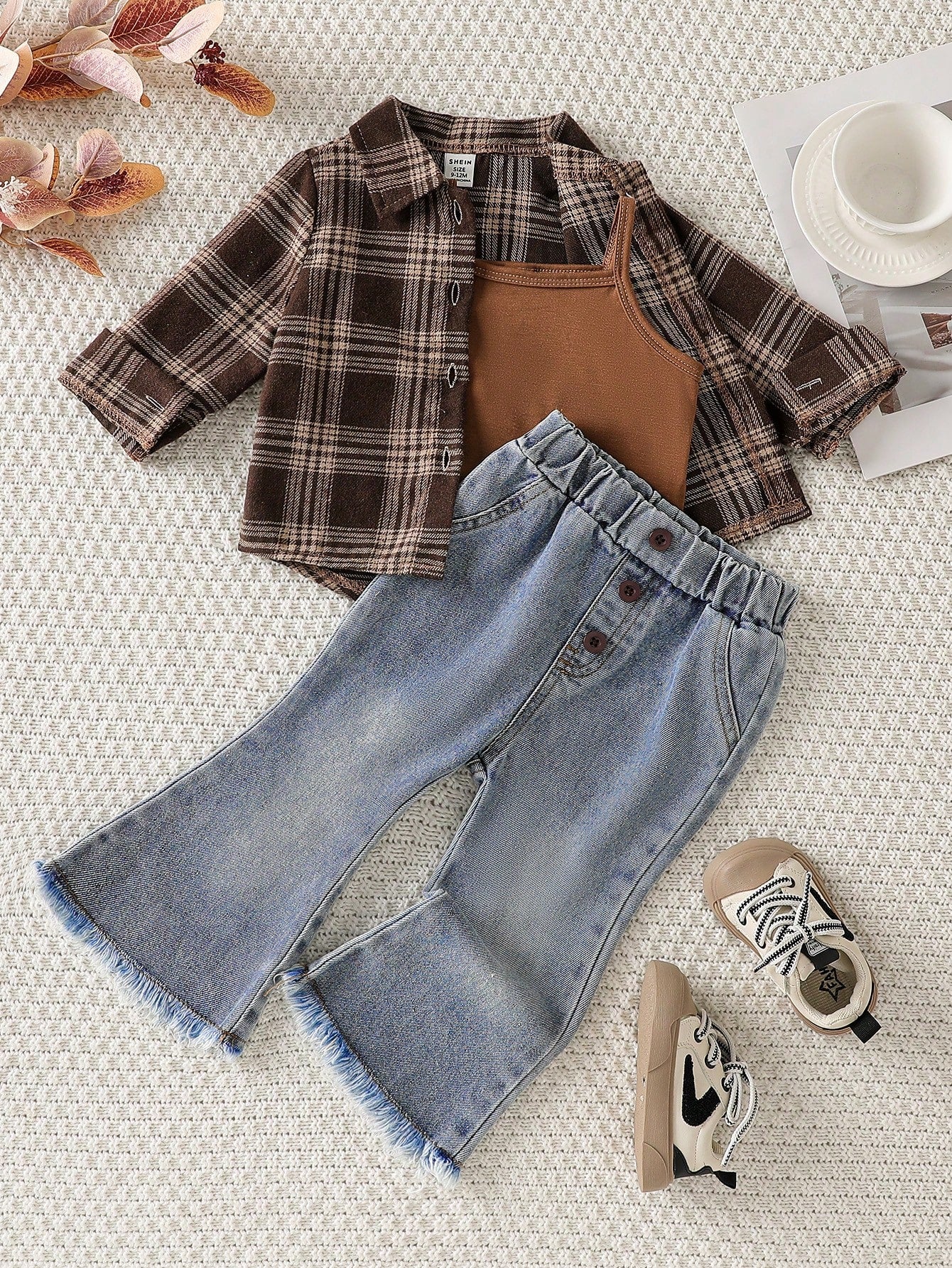 SHEIN Playful Pals 3pcs Baby Girls' Fashion Chic Outfit: Plaid Long Sleeve Shirt + Suspender Short Crop Top + Flared Denim Pants Casual Suit Autumn Fall