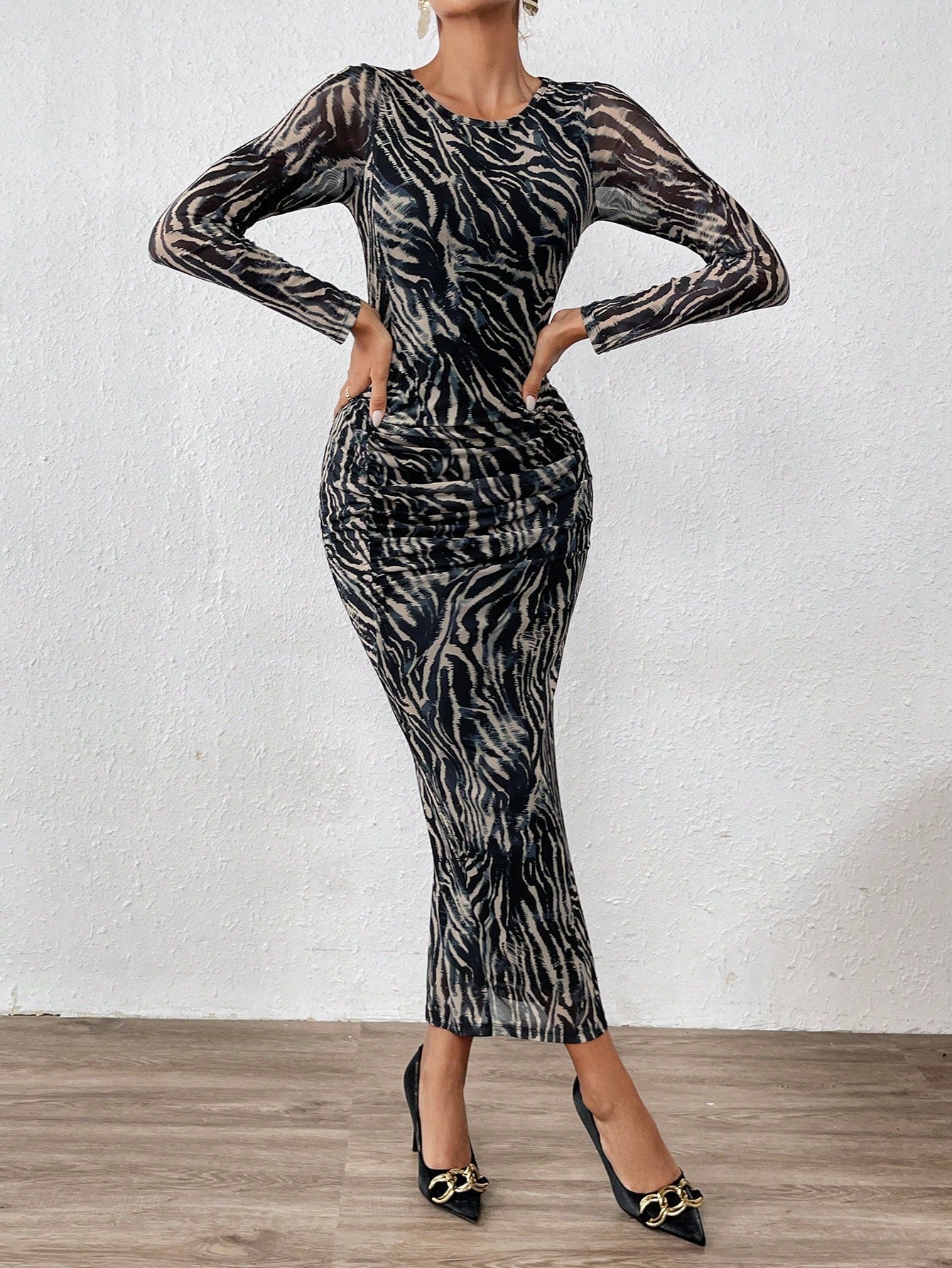 bodycon dress shein SHEIN Priv̩ Allover Print Ruched Side Bodycon Dress | Dress
