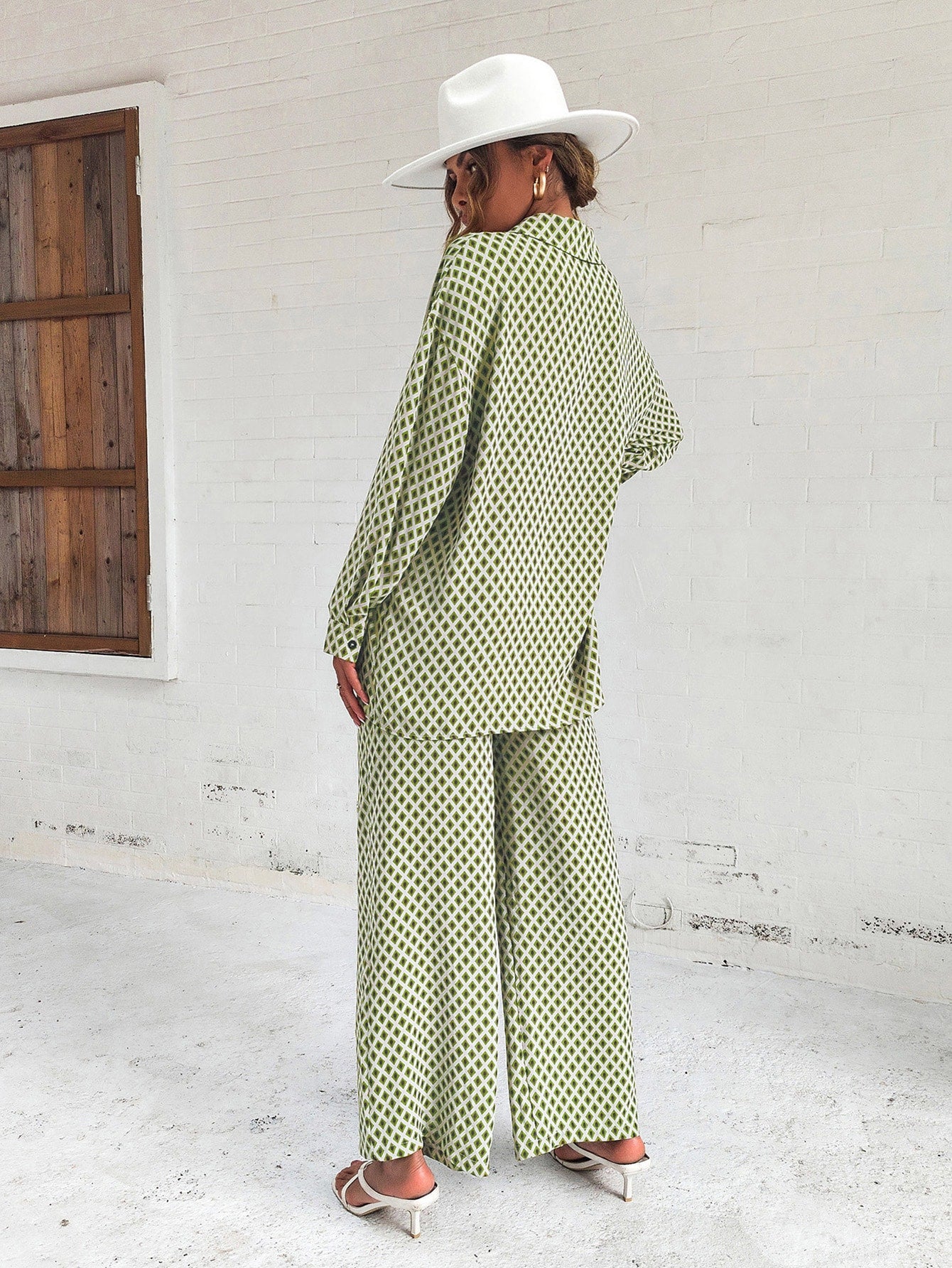  | SHEIN Privé Argyle Print Drop Shoulder Blouse & Wide Leg Pants | Top and Pant Set | Shein | OneHub