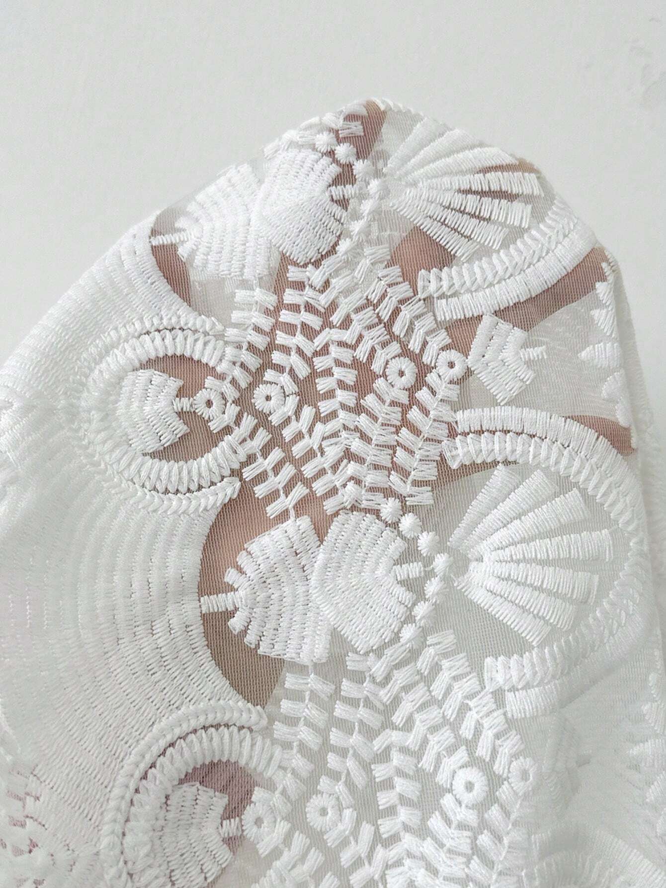  | SHEIN Privé Elegant Lace Halter Neck Slim Fit Midi Dress For Wedding Party Or Elegant Gatherings | Dress | Shein | OneHub