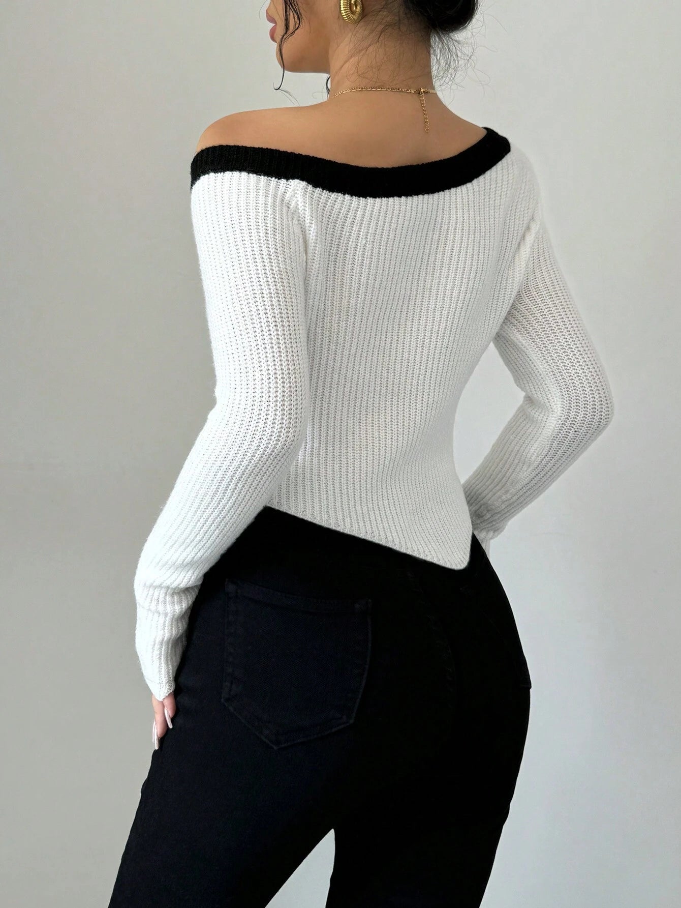  | SHEIN Privé New Black & White Color Block Asymmetrical Neck Fitted Pullover Sweater | Sweater | Shein | OneHub