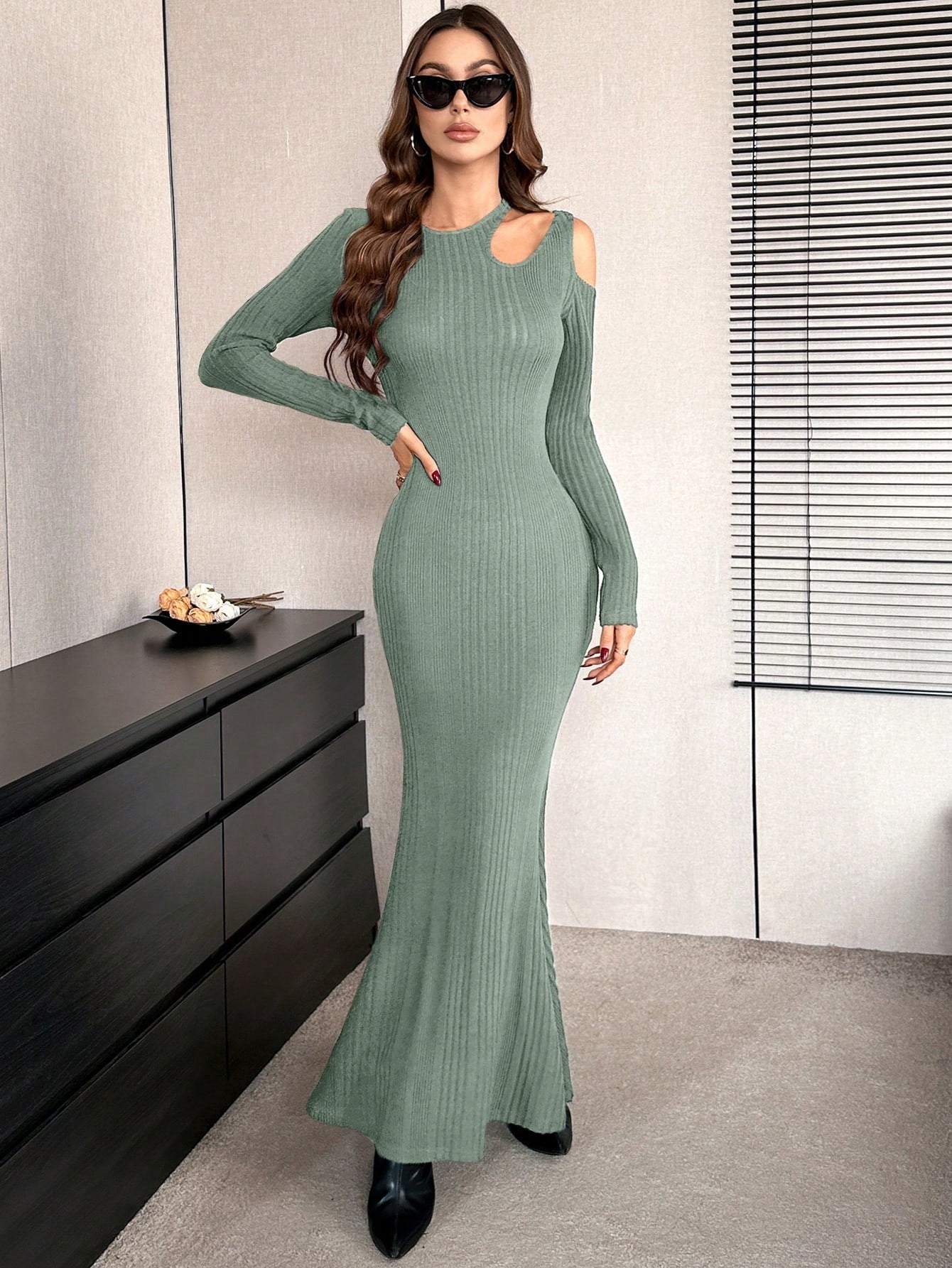  | SHEIN Priv̩ Solid Irregular Collar Long Sleeve Bodycon Dress | Dress | Shein | OneHub