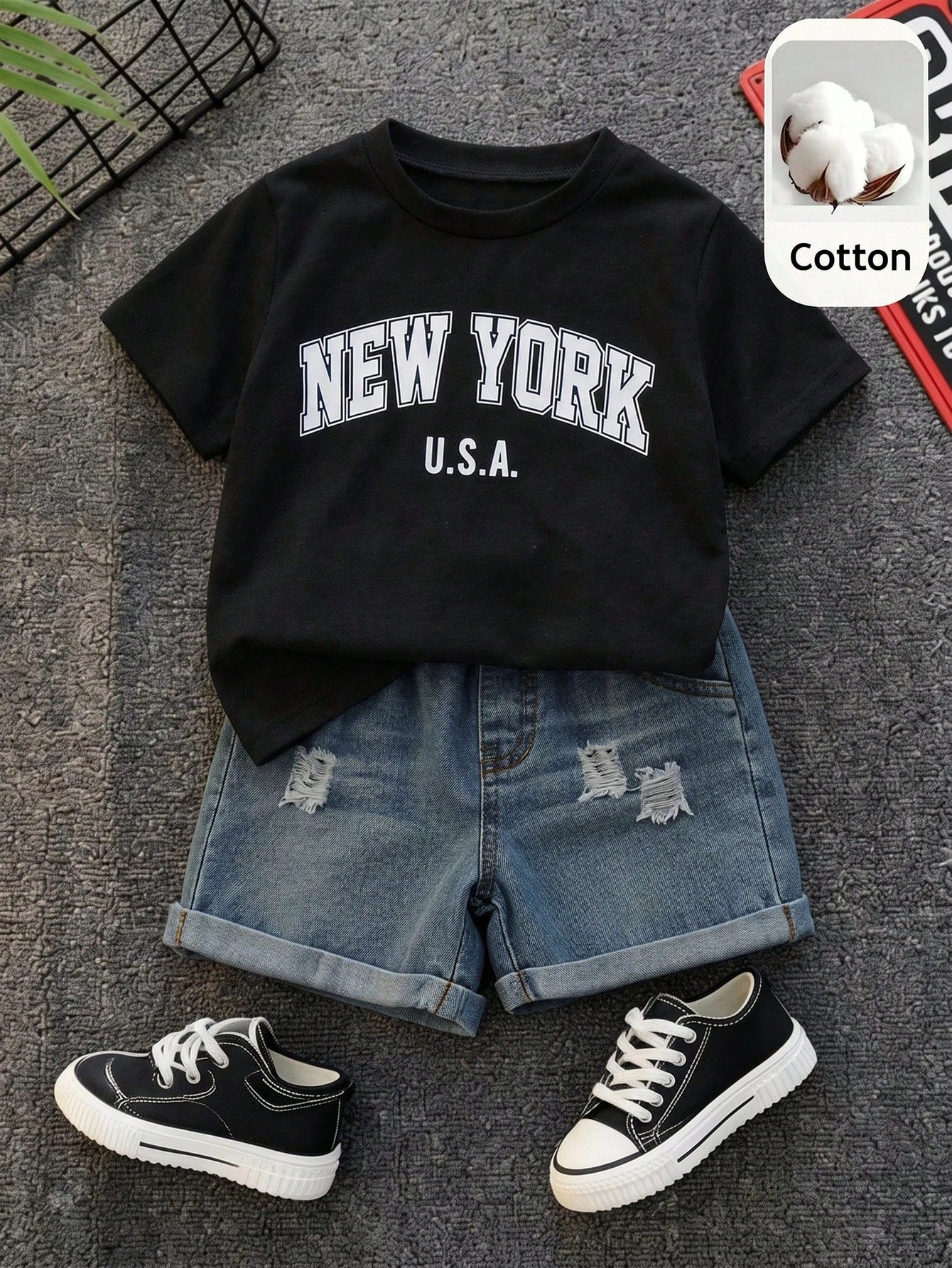 SHEIN Unisex Baby 2pcs/Set Casual Cute Slogan Graphic Short Sleeve T-Shirt And Distressed Denim Shorts Set, Baby Outfit, Streetwear